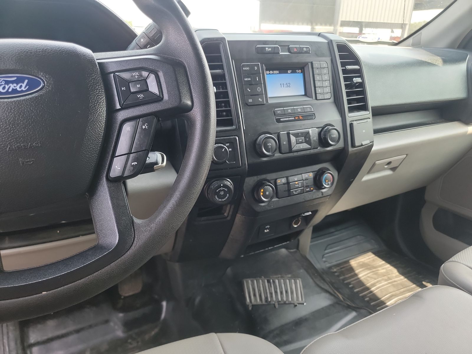 2020 Ford F-150 XL RWD