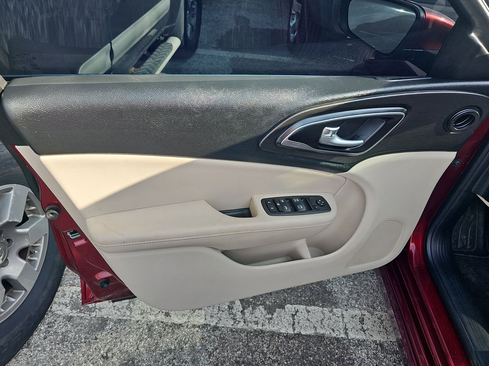 2016 Chrysler 200 Limited Platinum FWD