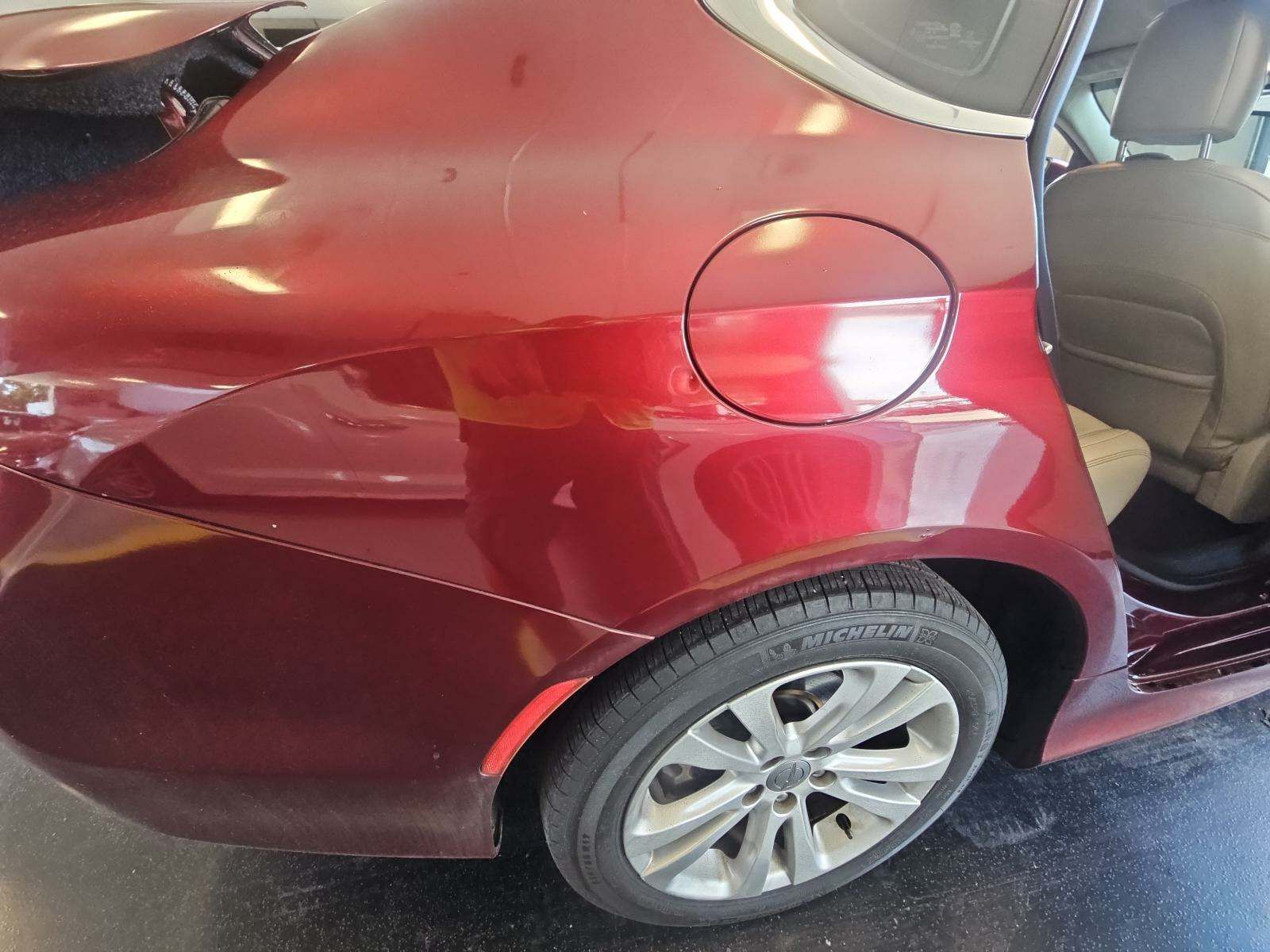 2016 Chrysler 200 Limited Platinum FWD