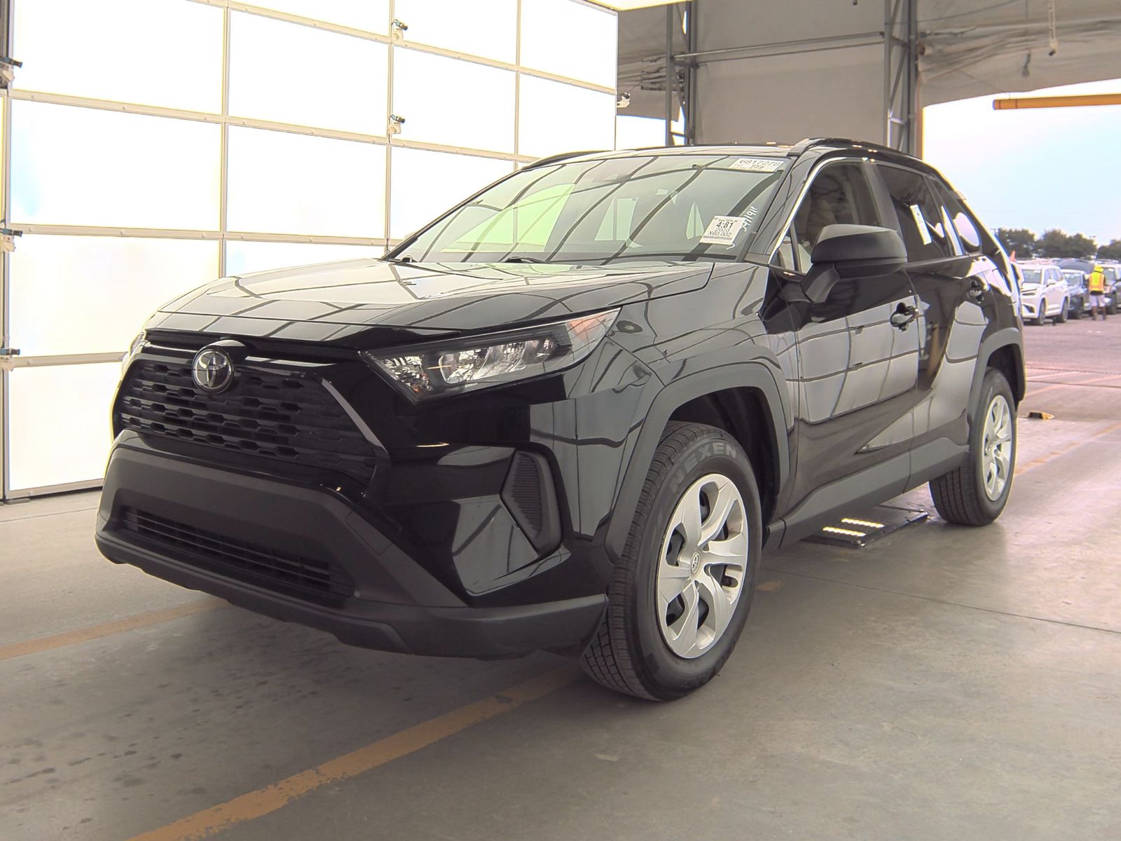 2020 Toyota RAV4 LE FWD