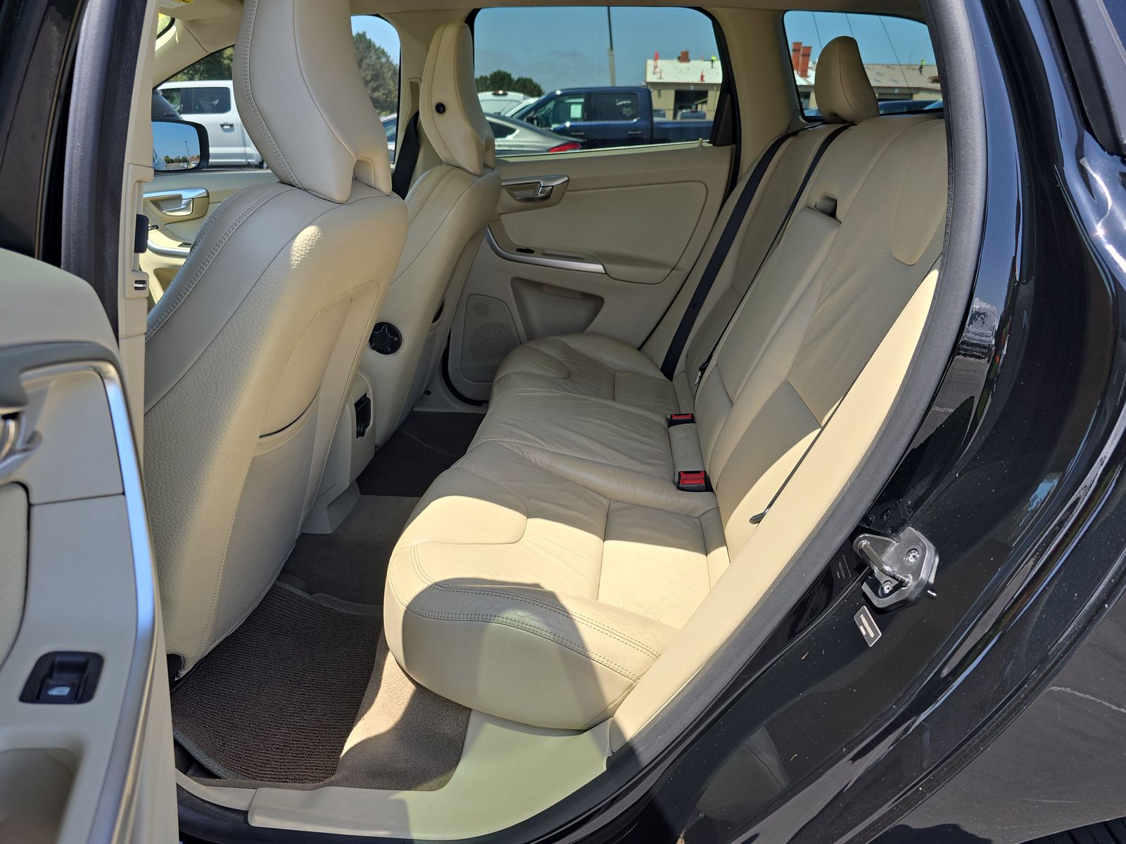 2010 Volvo XC60 T6 AWD