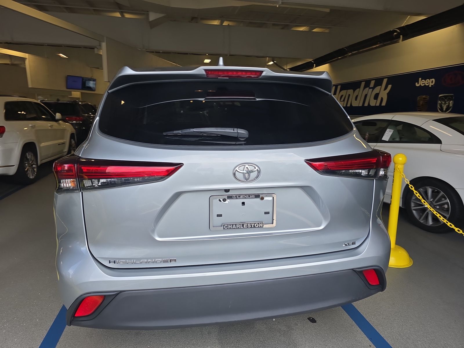 2020 Toyota Highlander XLE FWD