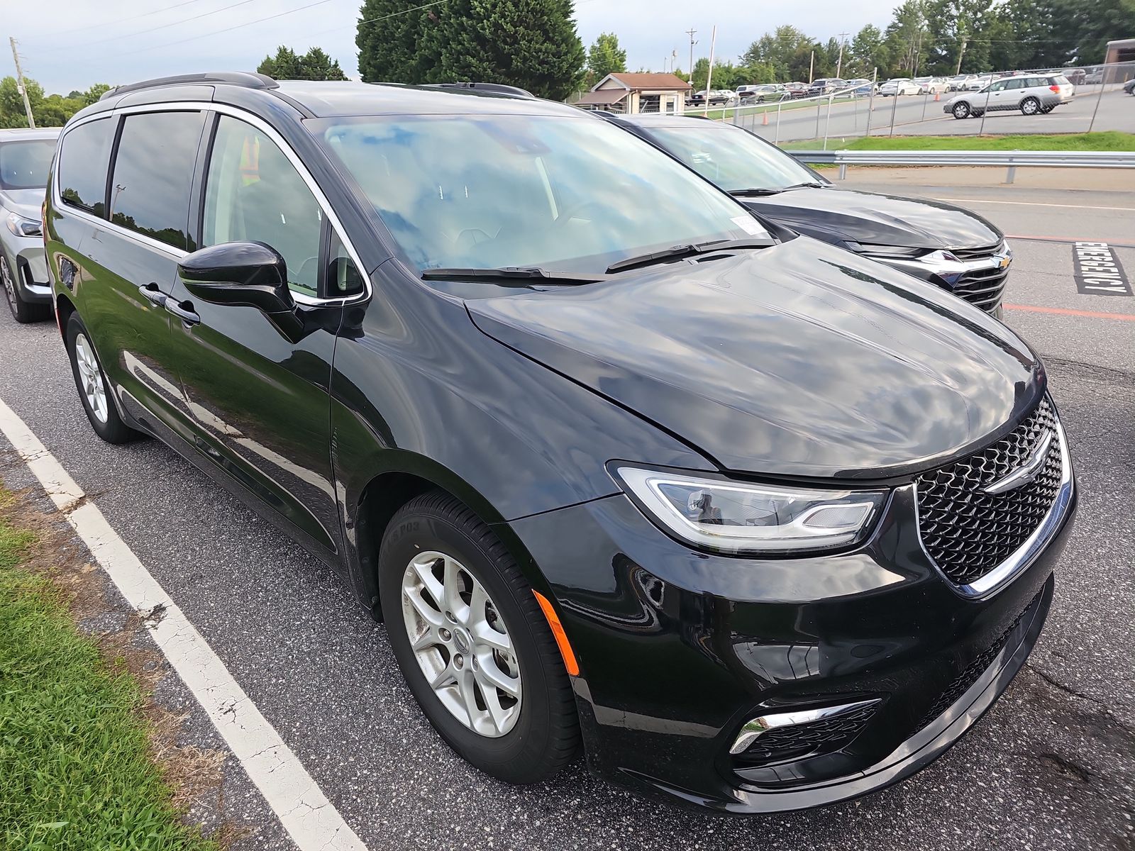 2022 Chrysler Pacifica Touring L FWD