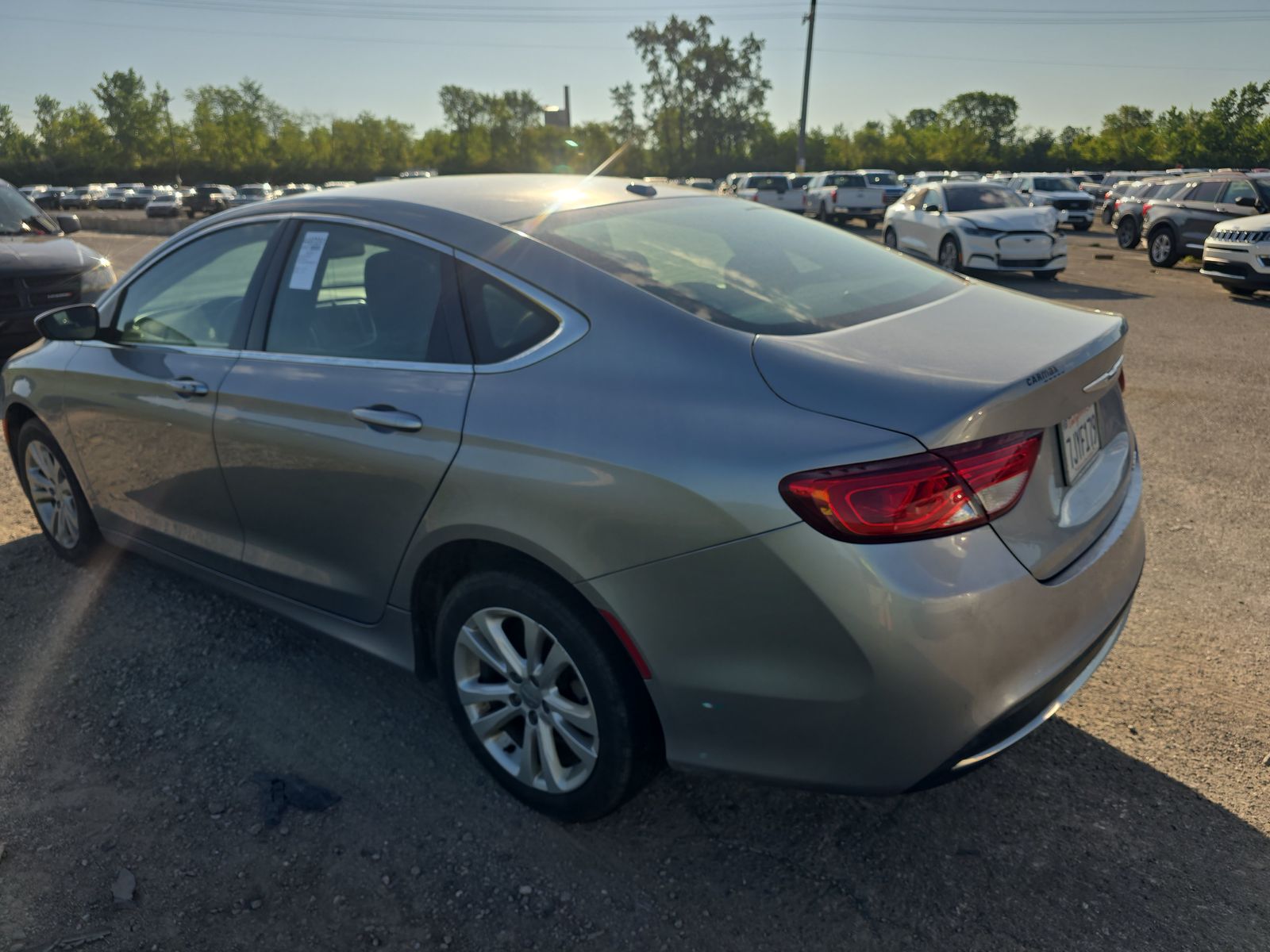 2015 Chrysler 200 Limited FWD