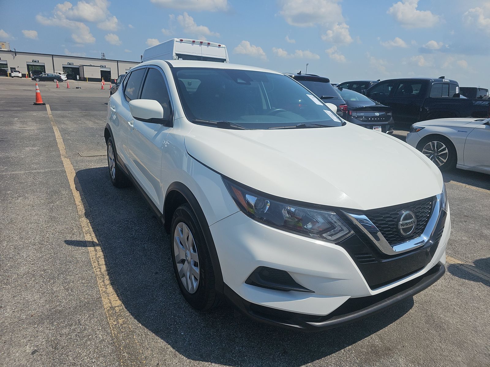 2020 Nissan Rogue Sport S FWD