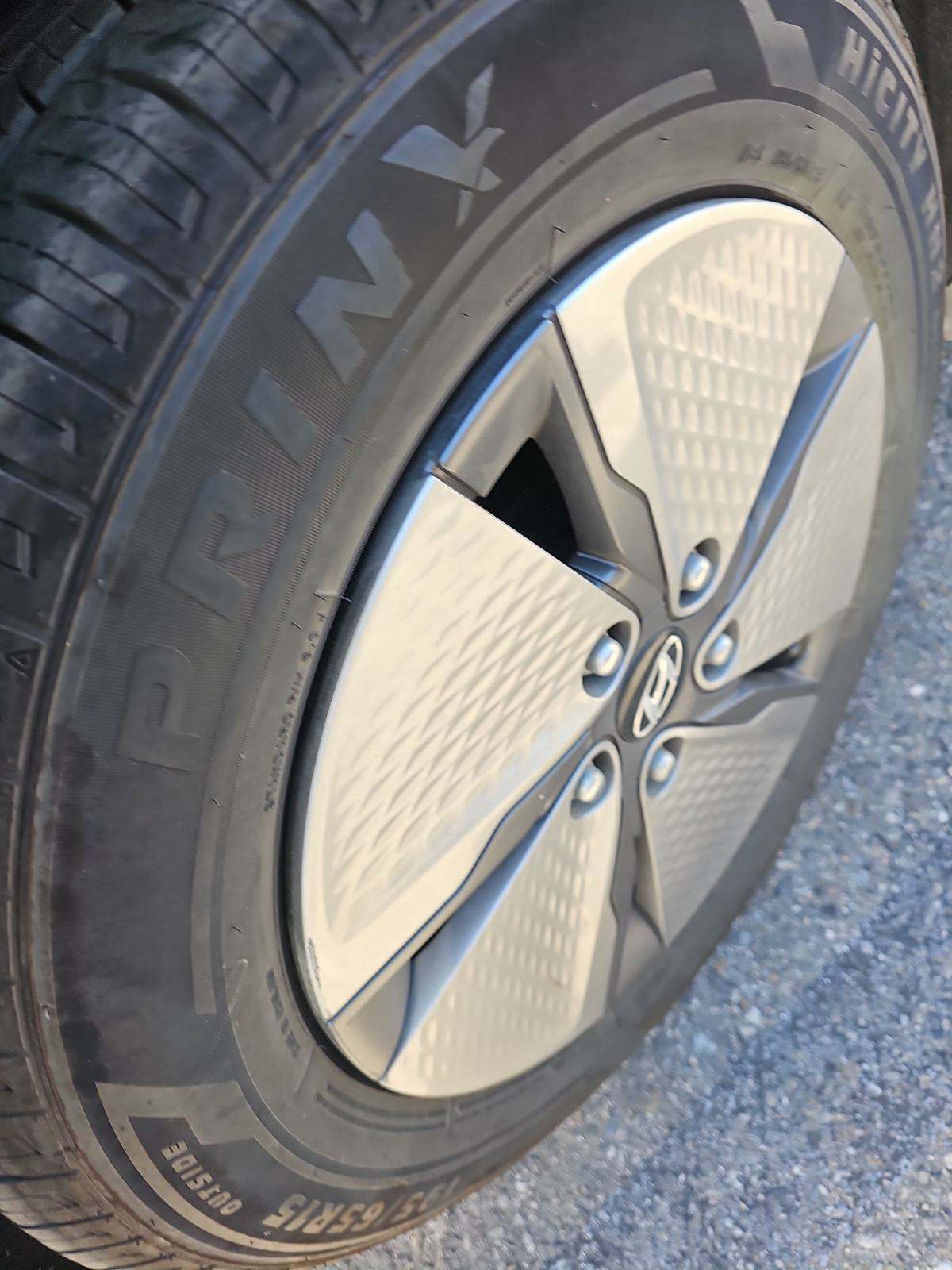 2020 Hyundai Ioniq Hybrid SE FWD