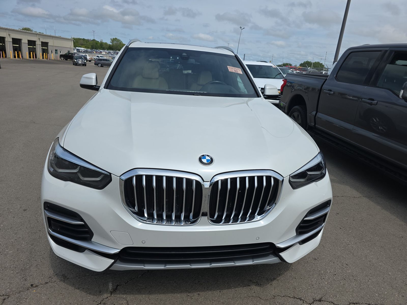 2022 BMW X5 xDrive40i AWD