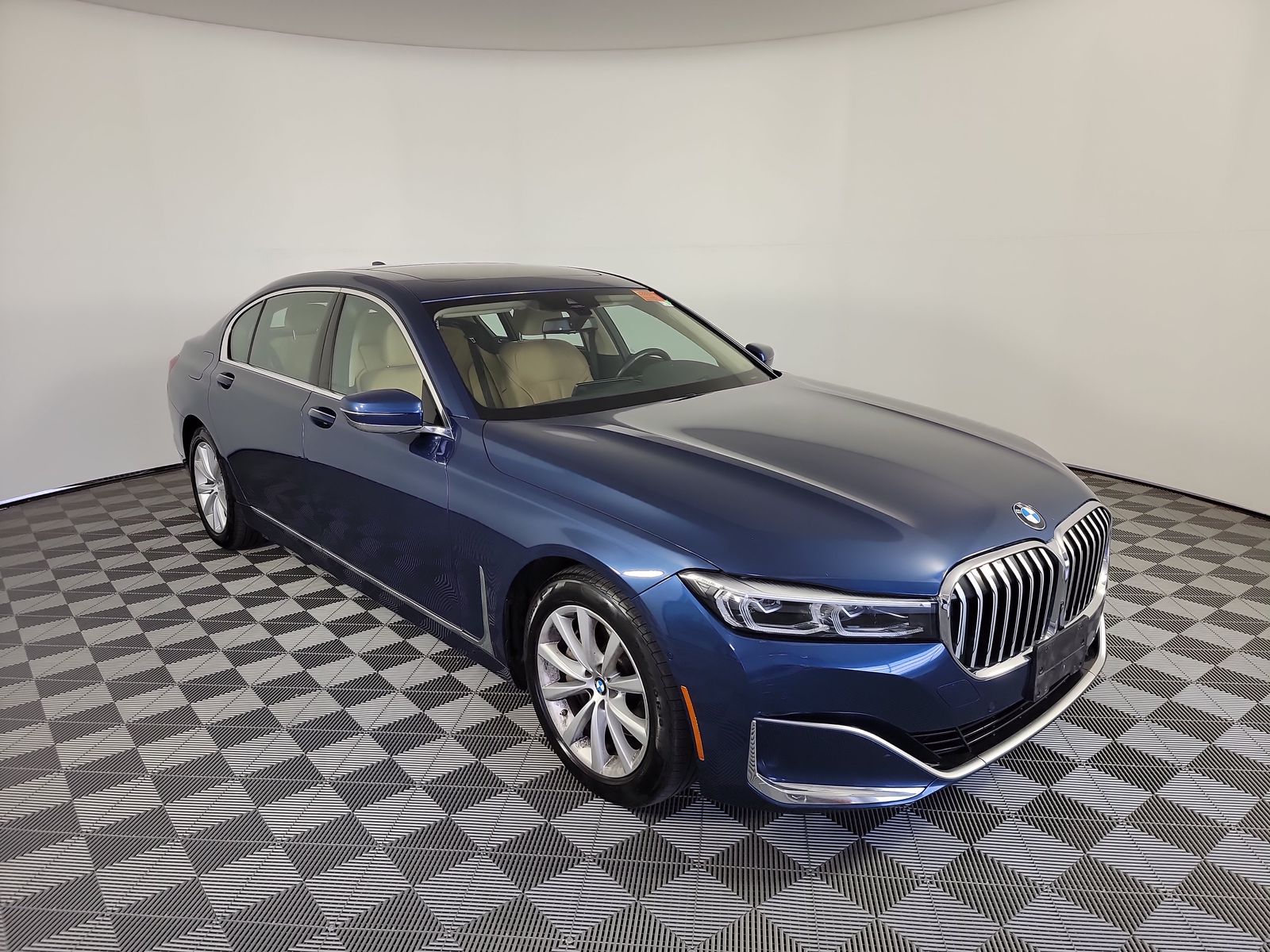 2022 BMW 7 Series 740i xDrive AWD