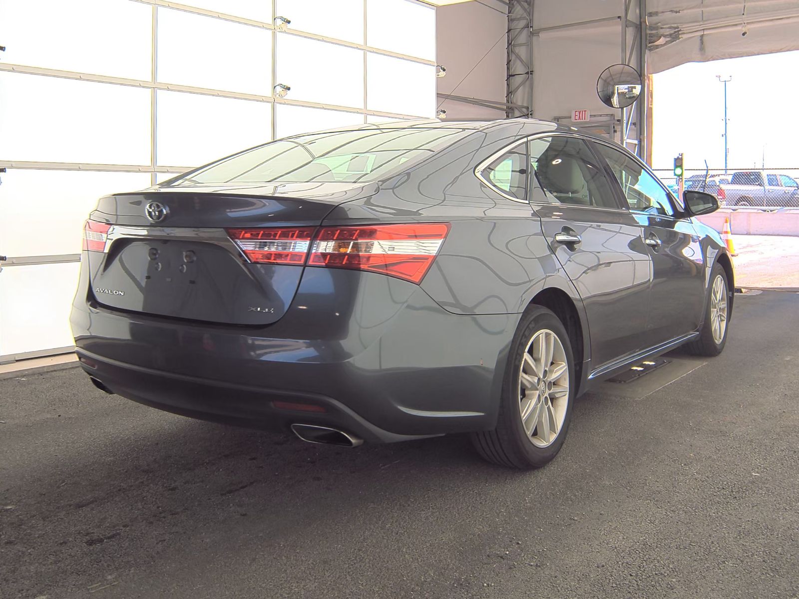 2013 Toyota Avalon XLE Premium FWD