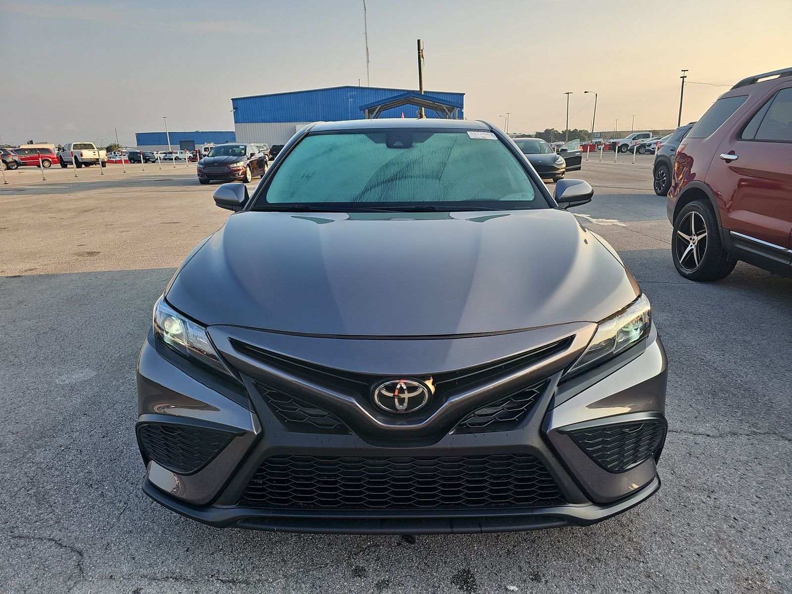 2021 Toyota Camry SE FWD