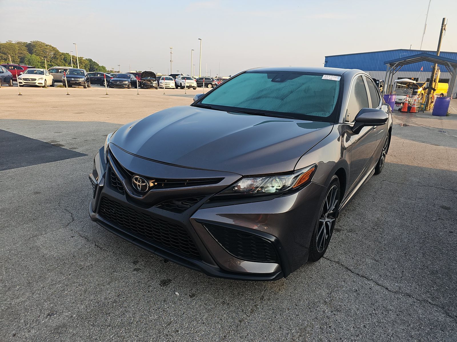 2021 Toyota Camry SE FWD