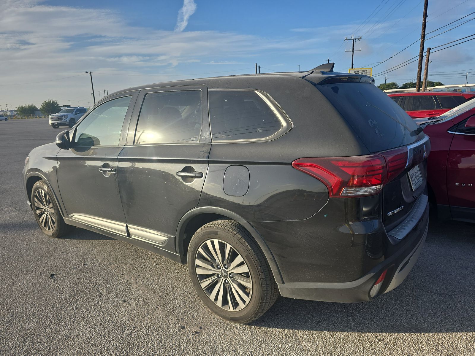 2020 Mitsubishi Outlander SE FWD