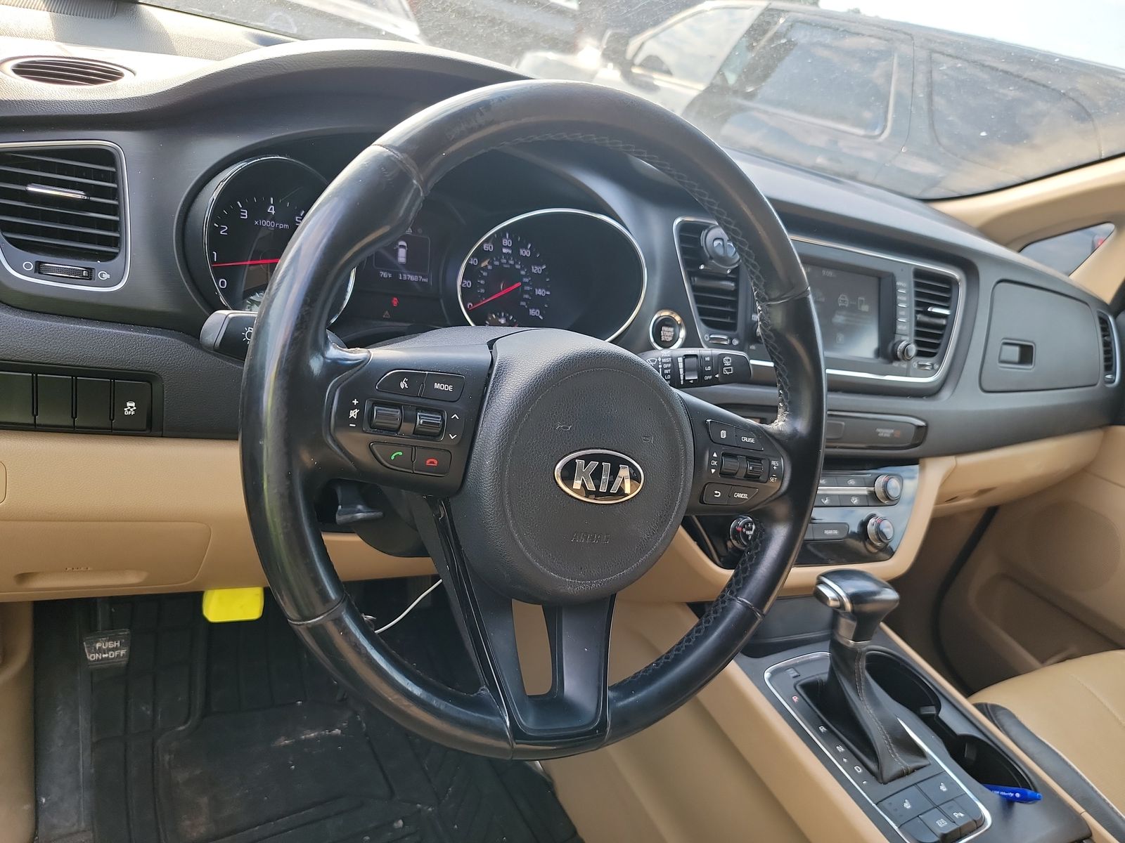 2018 Kia Sedona LX FWD