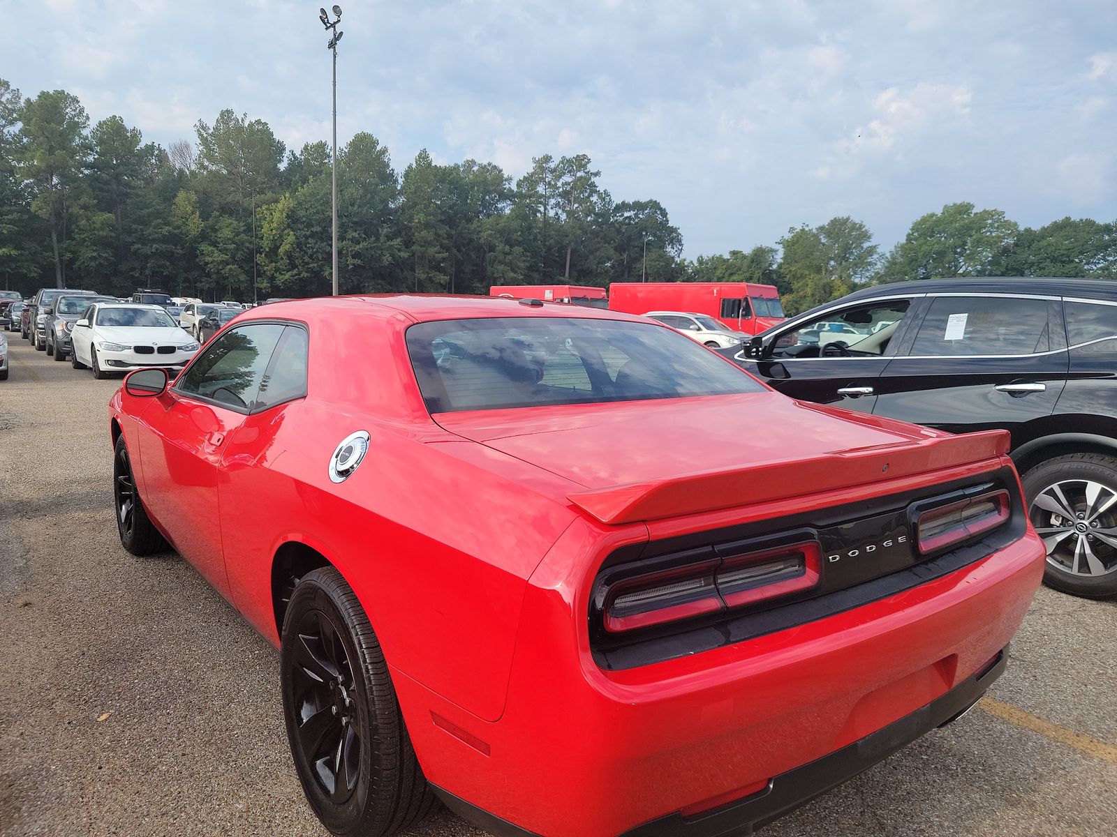 2021 Dodge Challenger SXT RWD