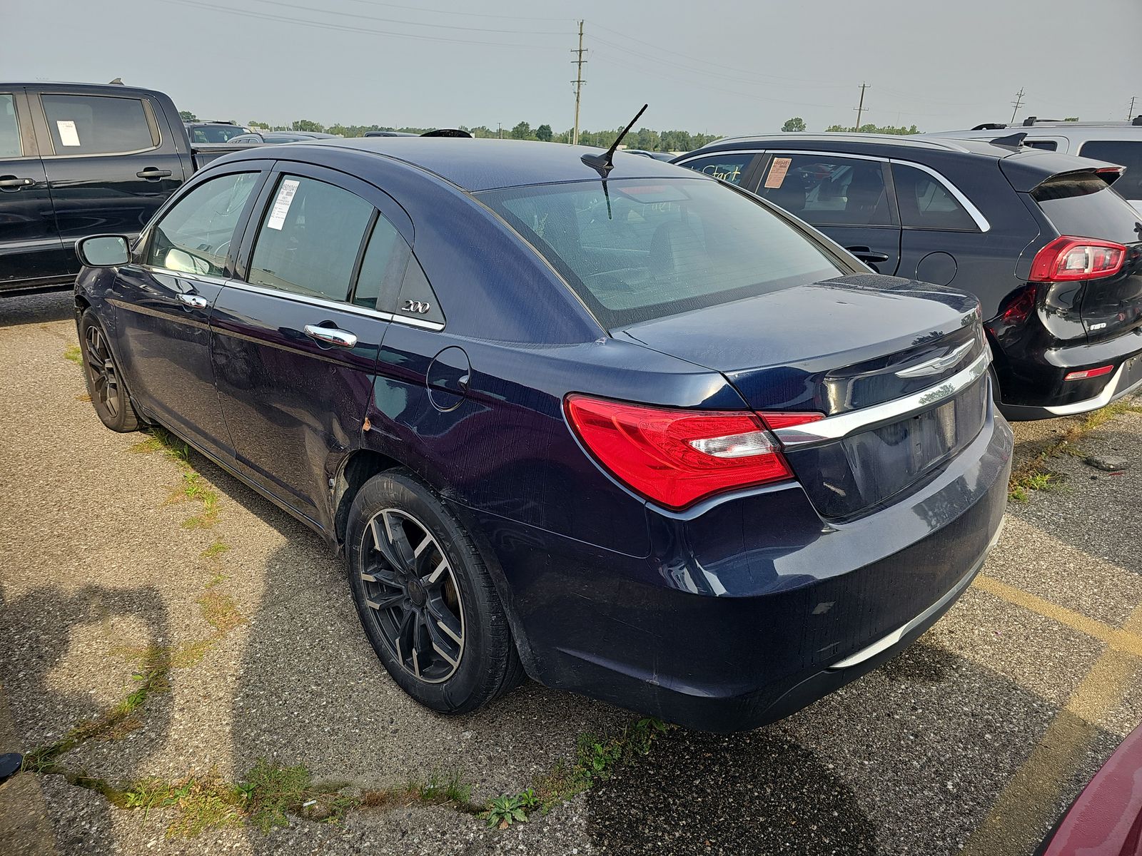 2013 Chrysler 200 Limited FWD