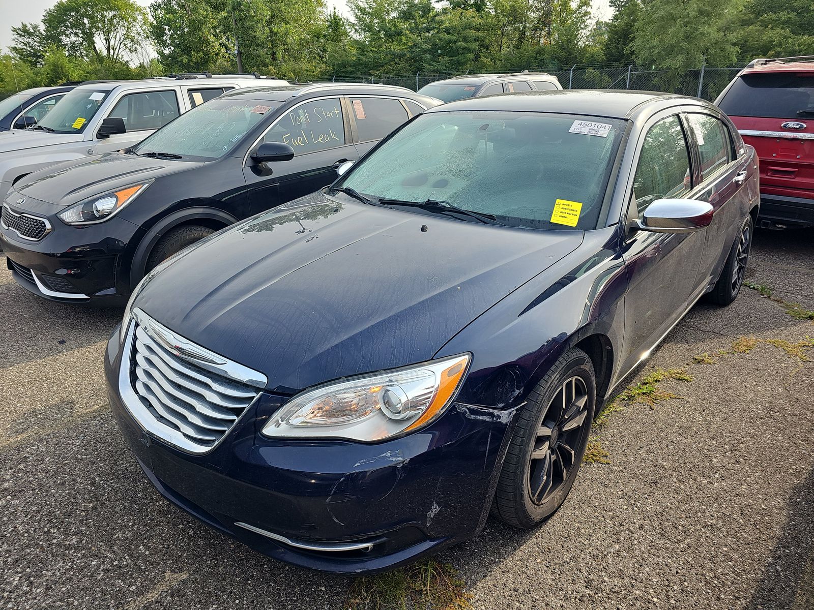 2013 Chrysler 200 Limited FWD