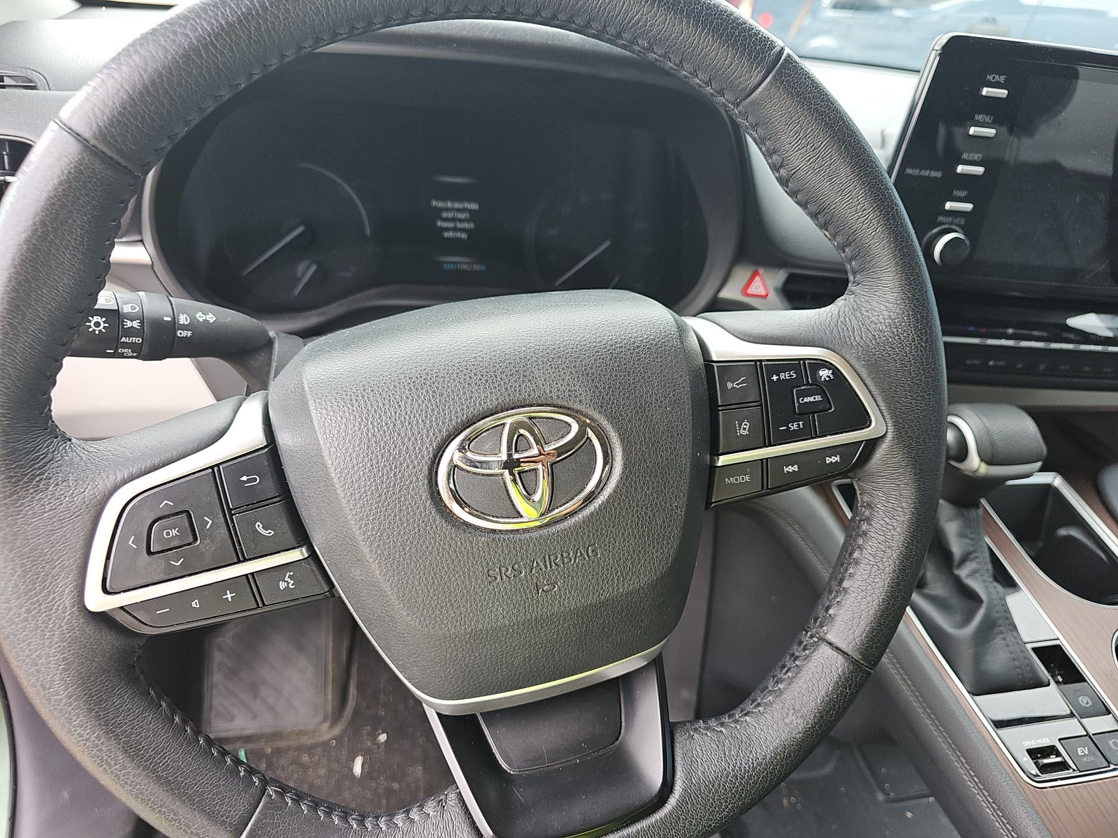 2022 Toyota Sienna XLE AWD