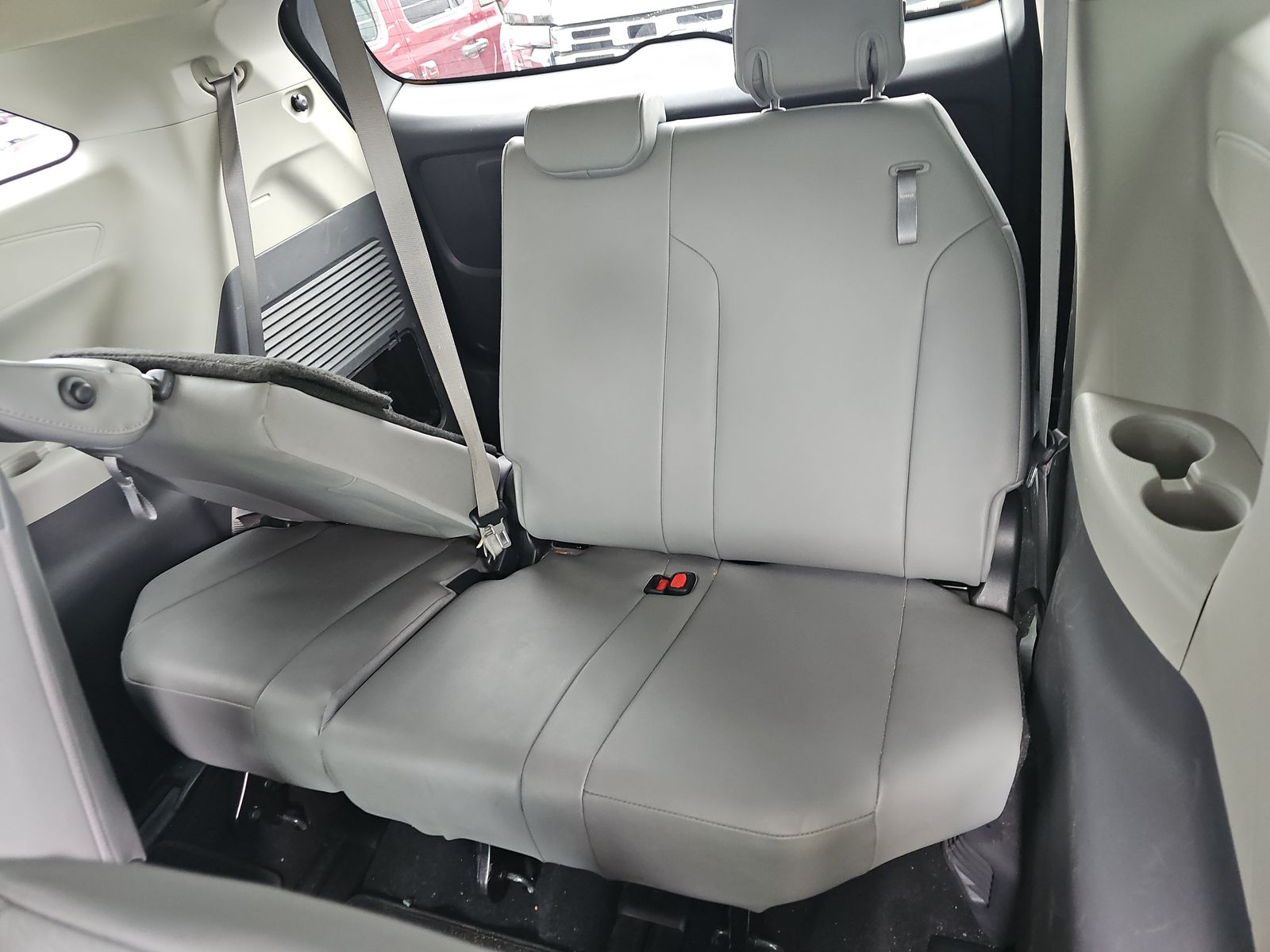 2022 Toyota Sienna XLE AWD