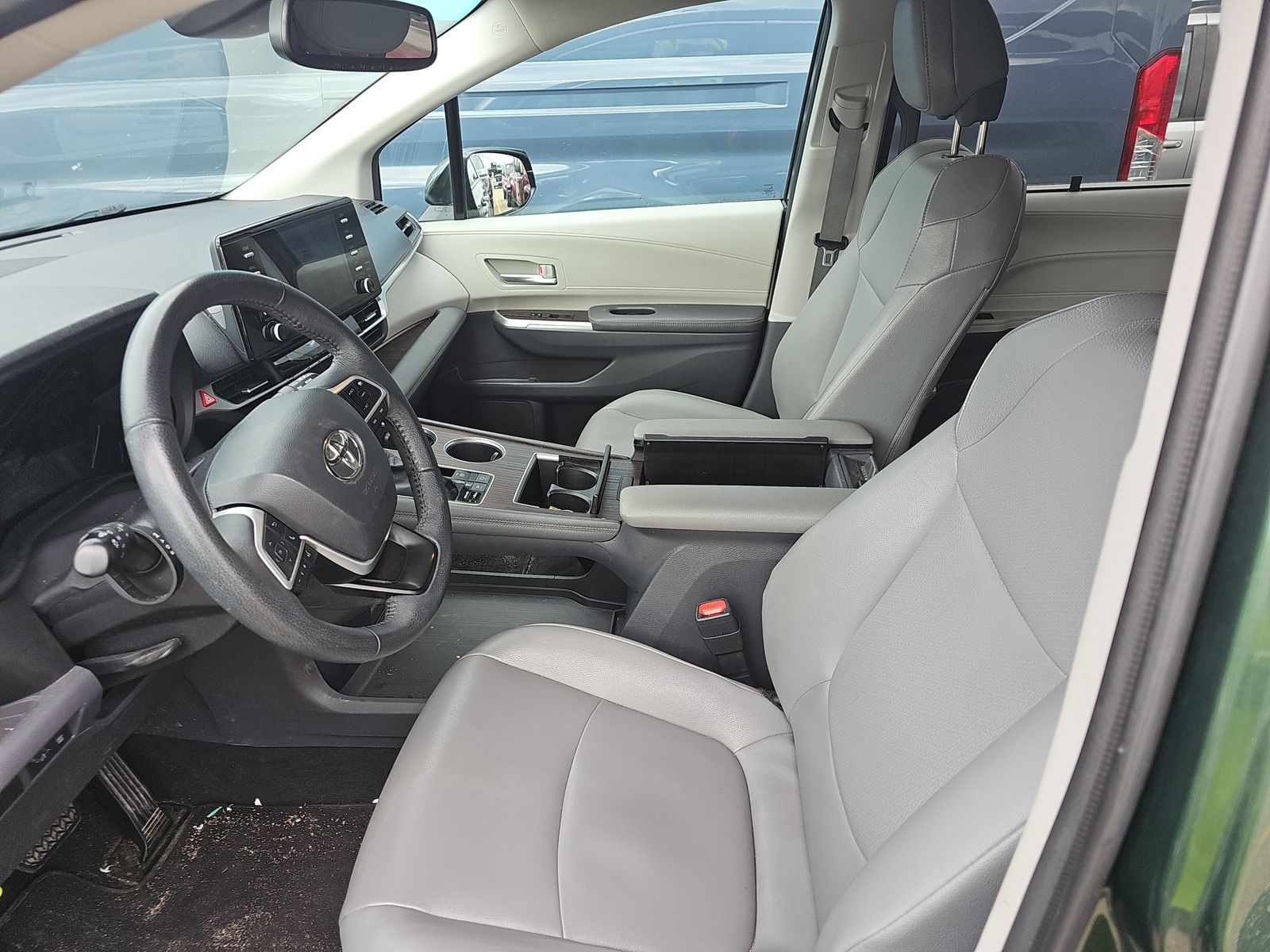 2022 Toyota Sienna XLE AWD