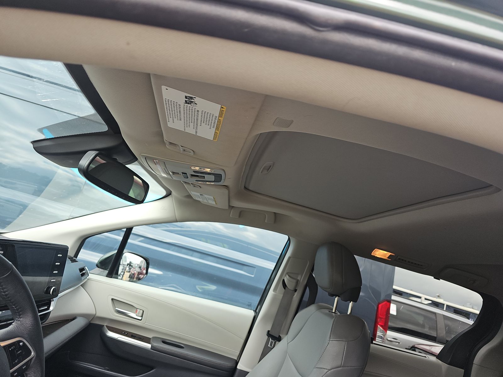 2022 Toyota Sienna XLE AWD