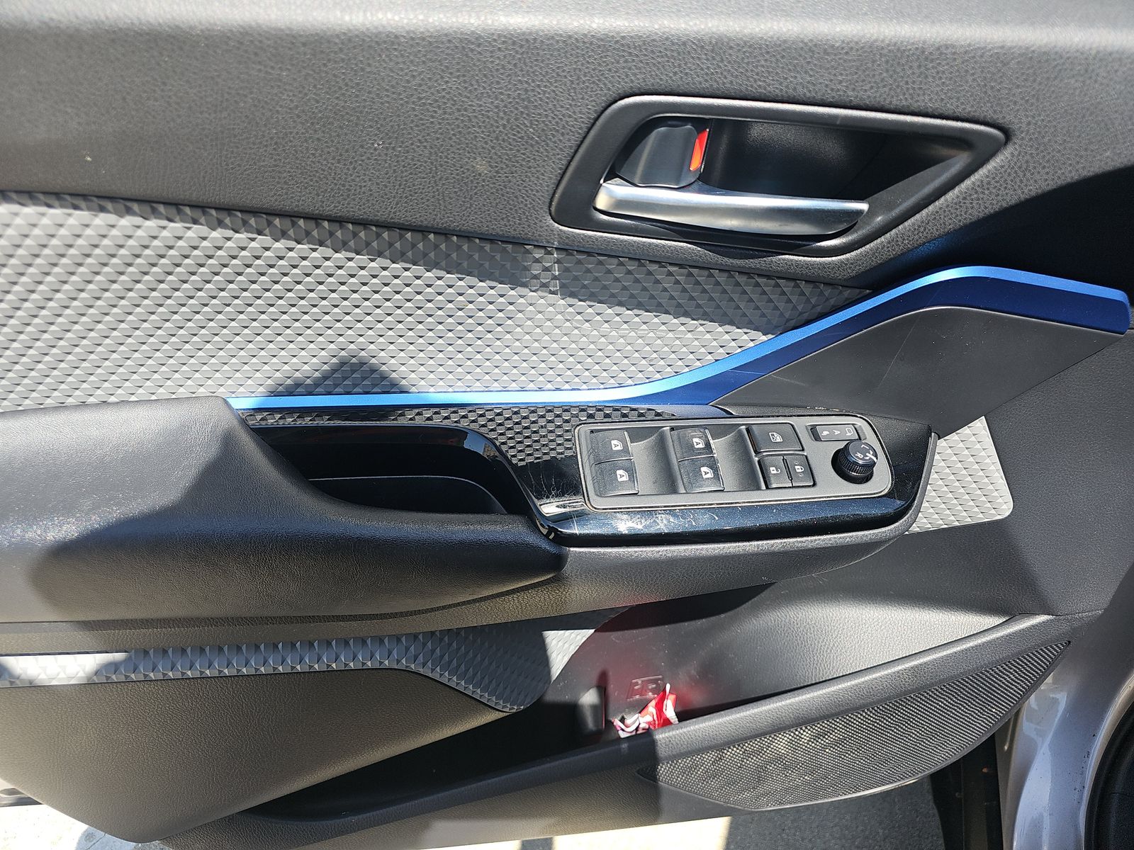 2019 Toyota C-HR XLE FWD