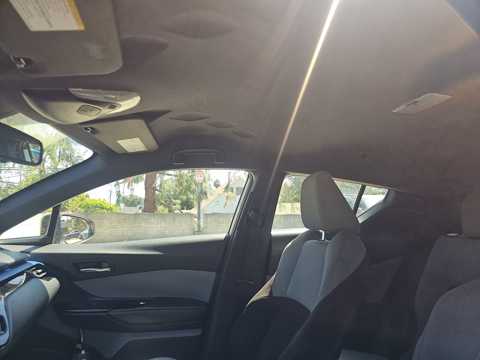 2019 Toyota C-HR XLE FWD
