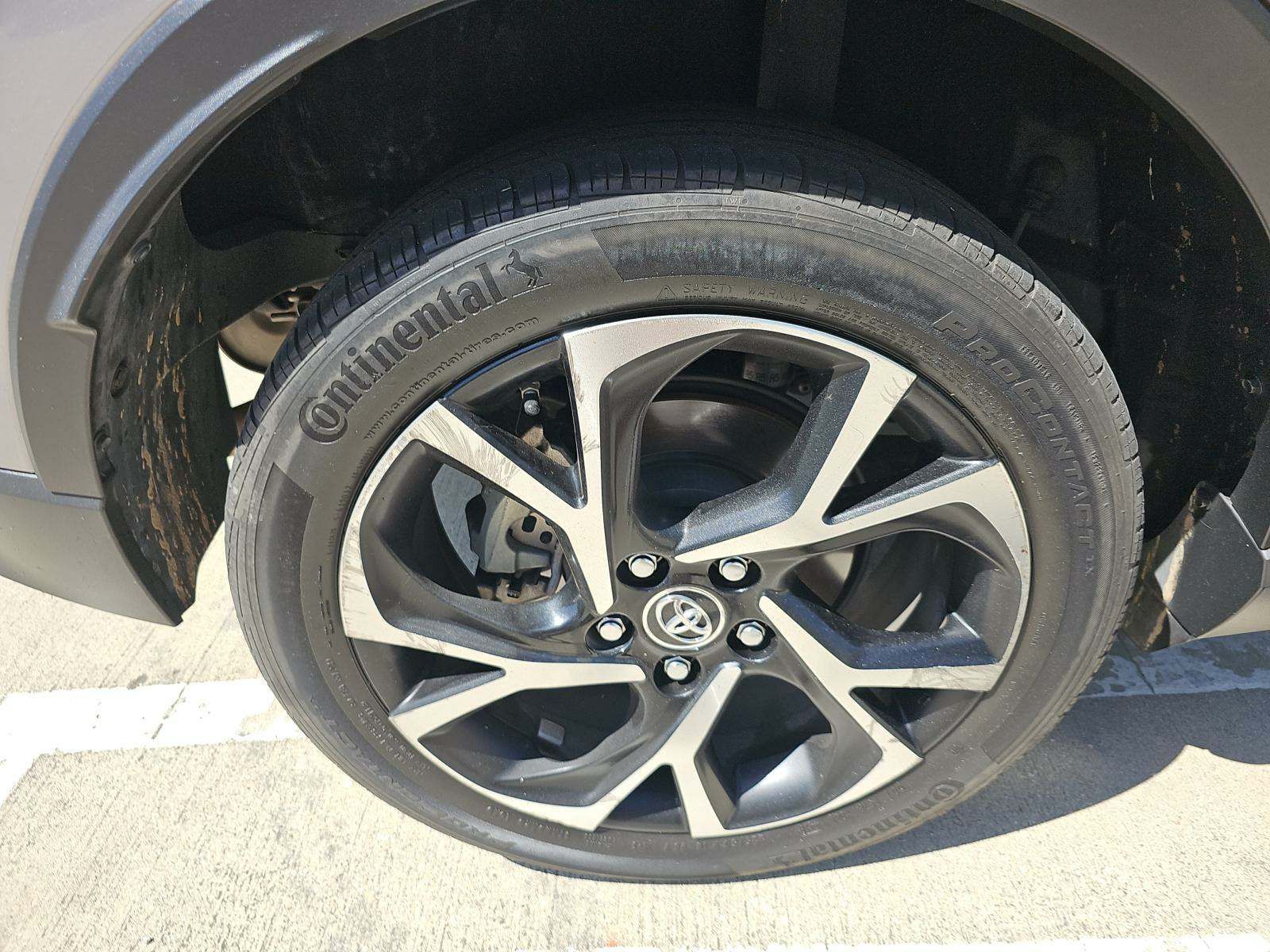 2019 Toyota C-HR XLE FWD