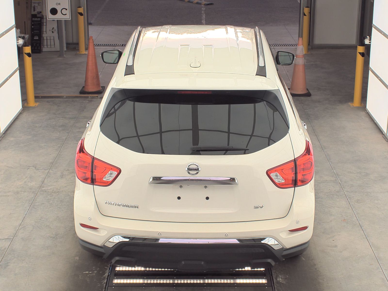 2020 Nissan Pathfinder SV FWD