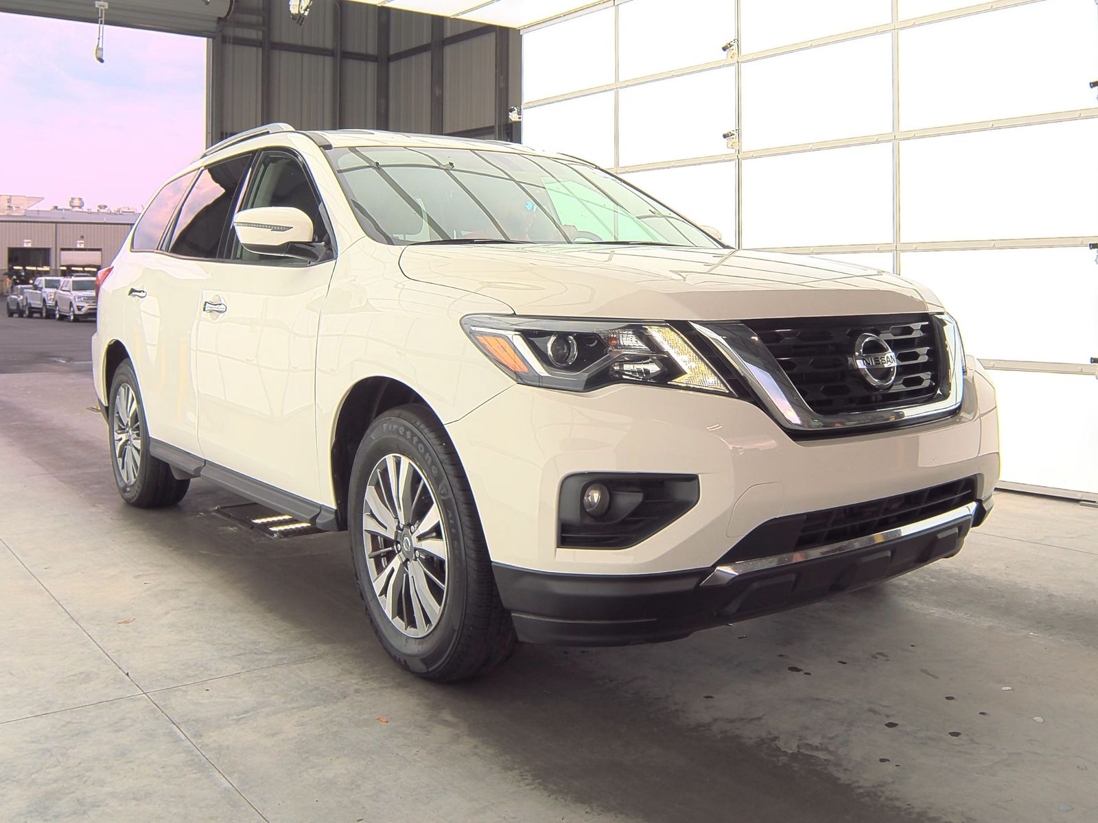 2020 Nissan Pathfinder SV FWD
