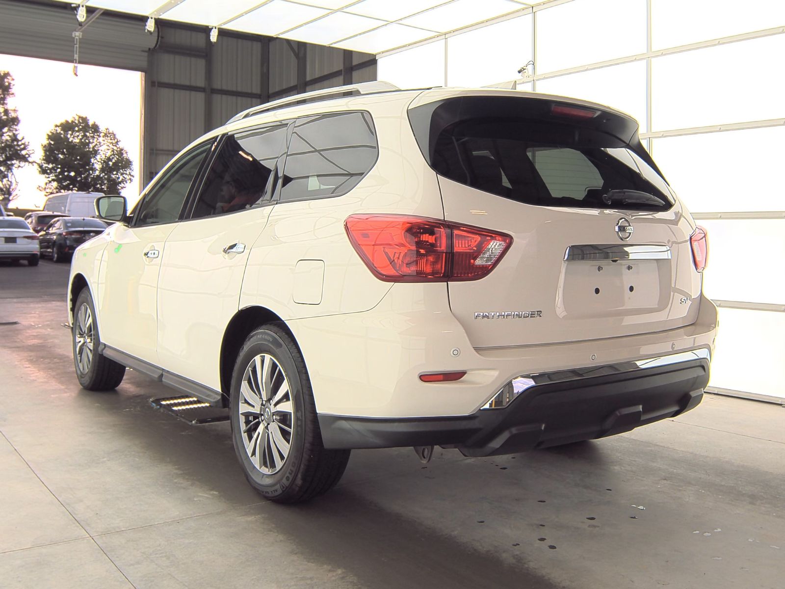 2020 Nissan Pathfinder SV FWD