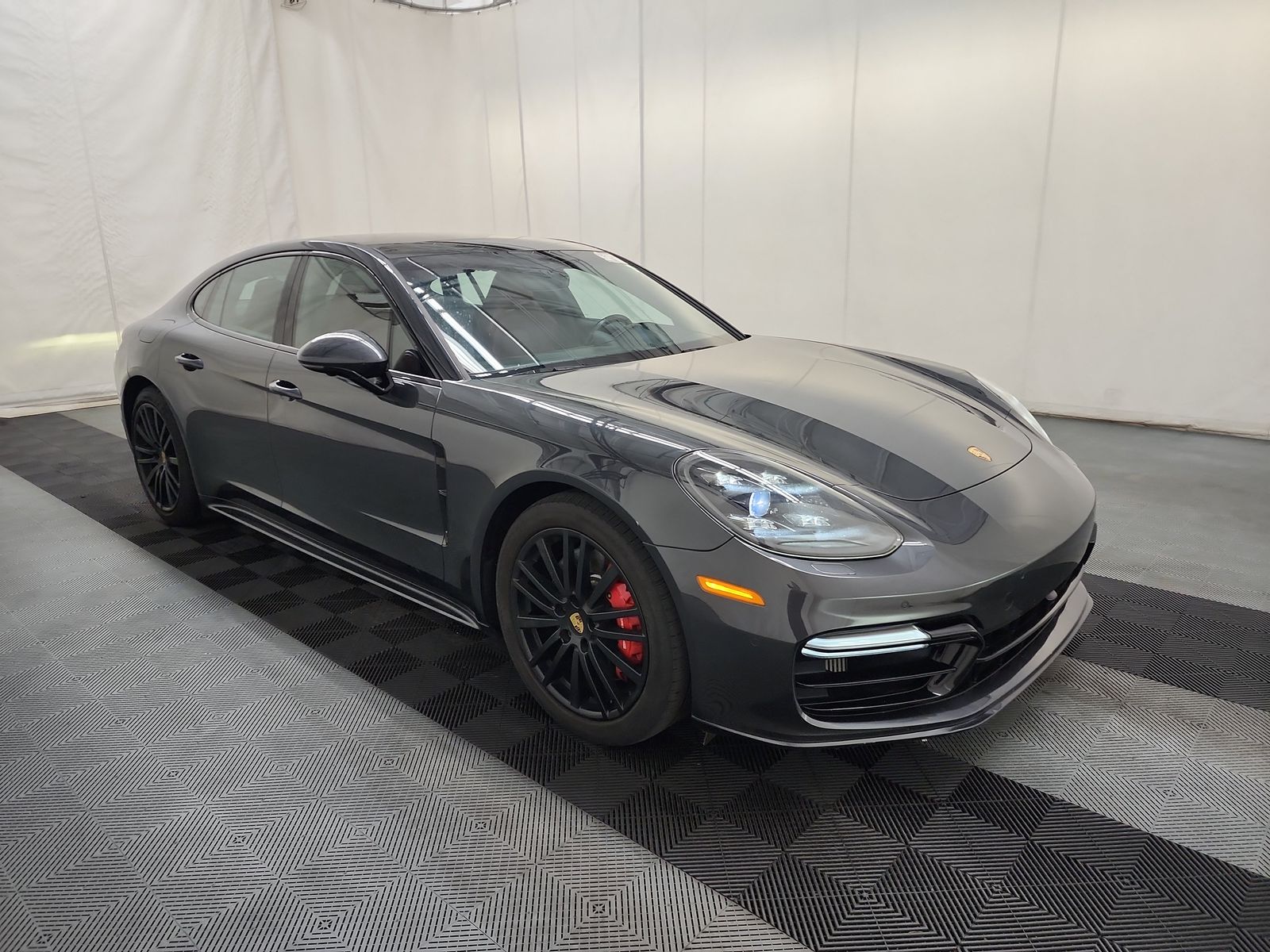 2020 Porsche Panamera GTS AWD