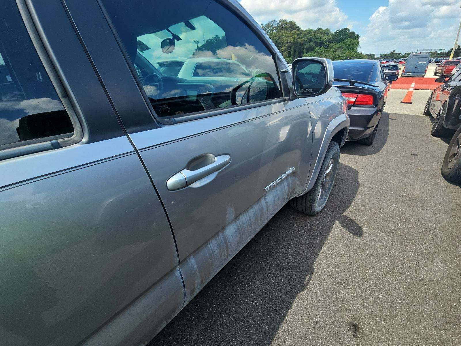 2017 Toyota Tacoma SR5 AWD