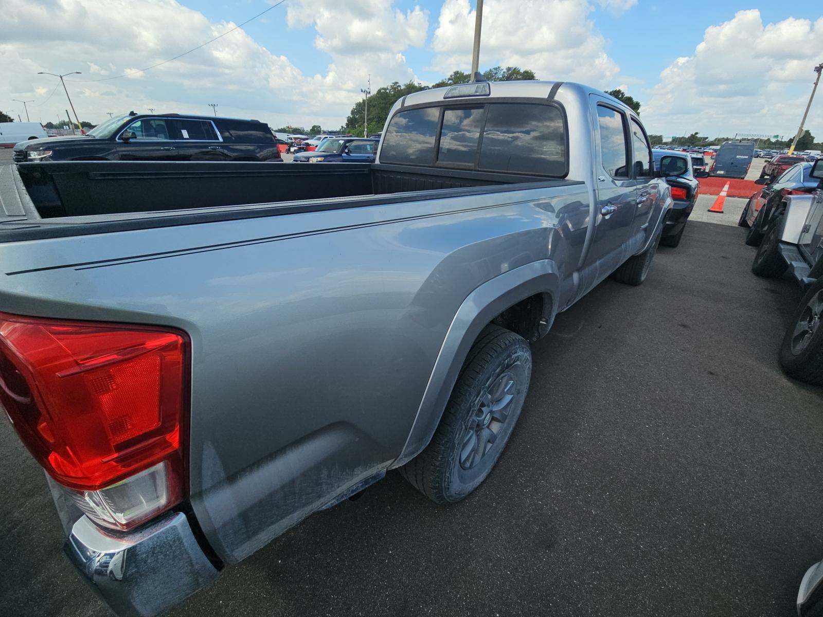 2017 Toyota Tacoma SR5 AWD