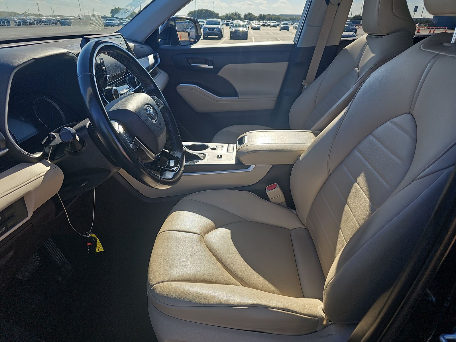 2021 Toyota Highlander Hybrid XLE AWD