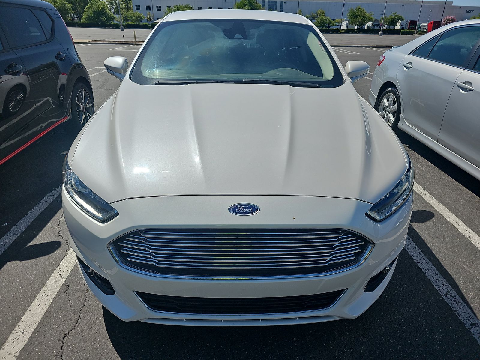 2014 Ford Fusion Hybrid Titanium FWD