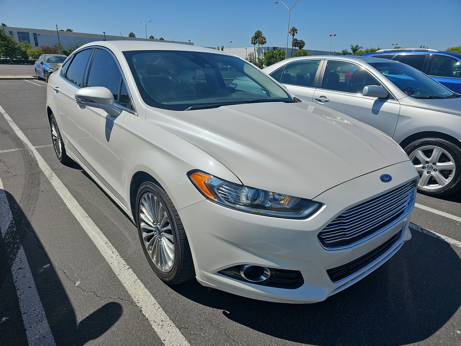 2014 Ford Fusion Hybrid Titanium FWD