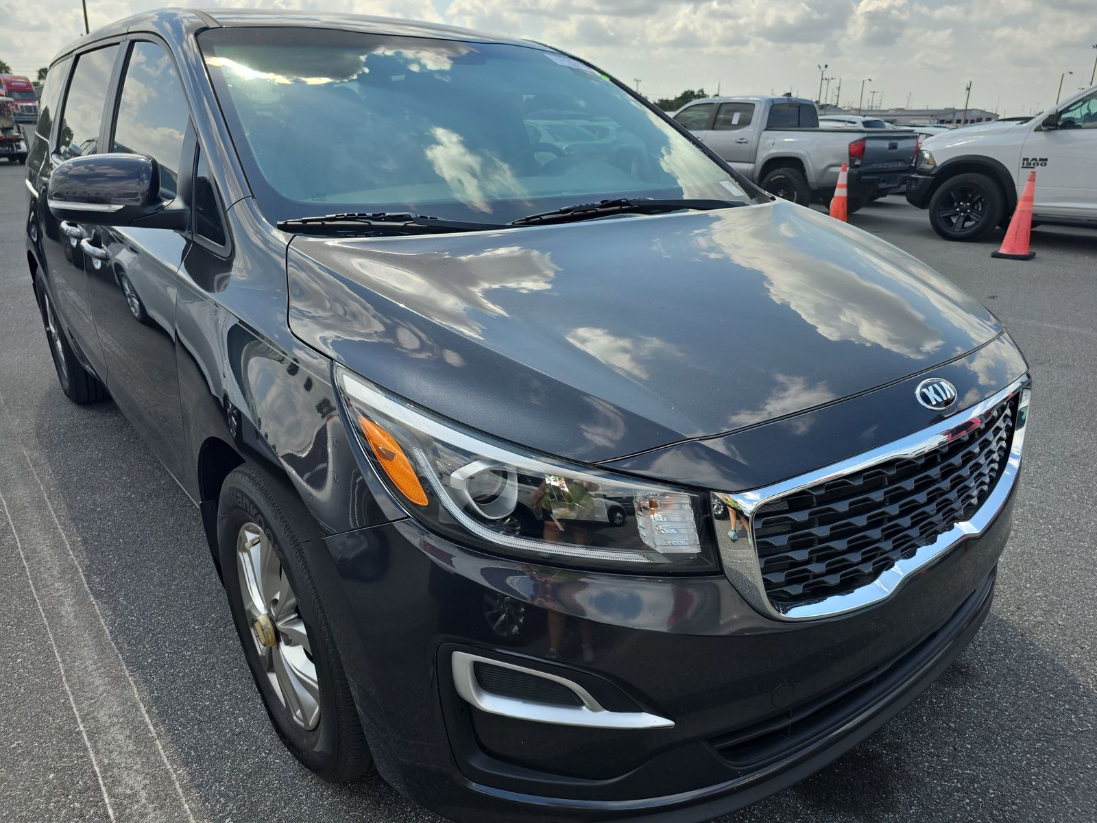 2021 Kia Sedona LX FWD