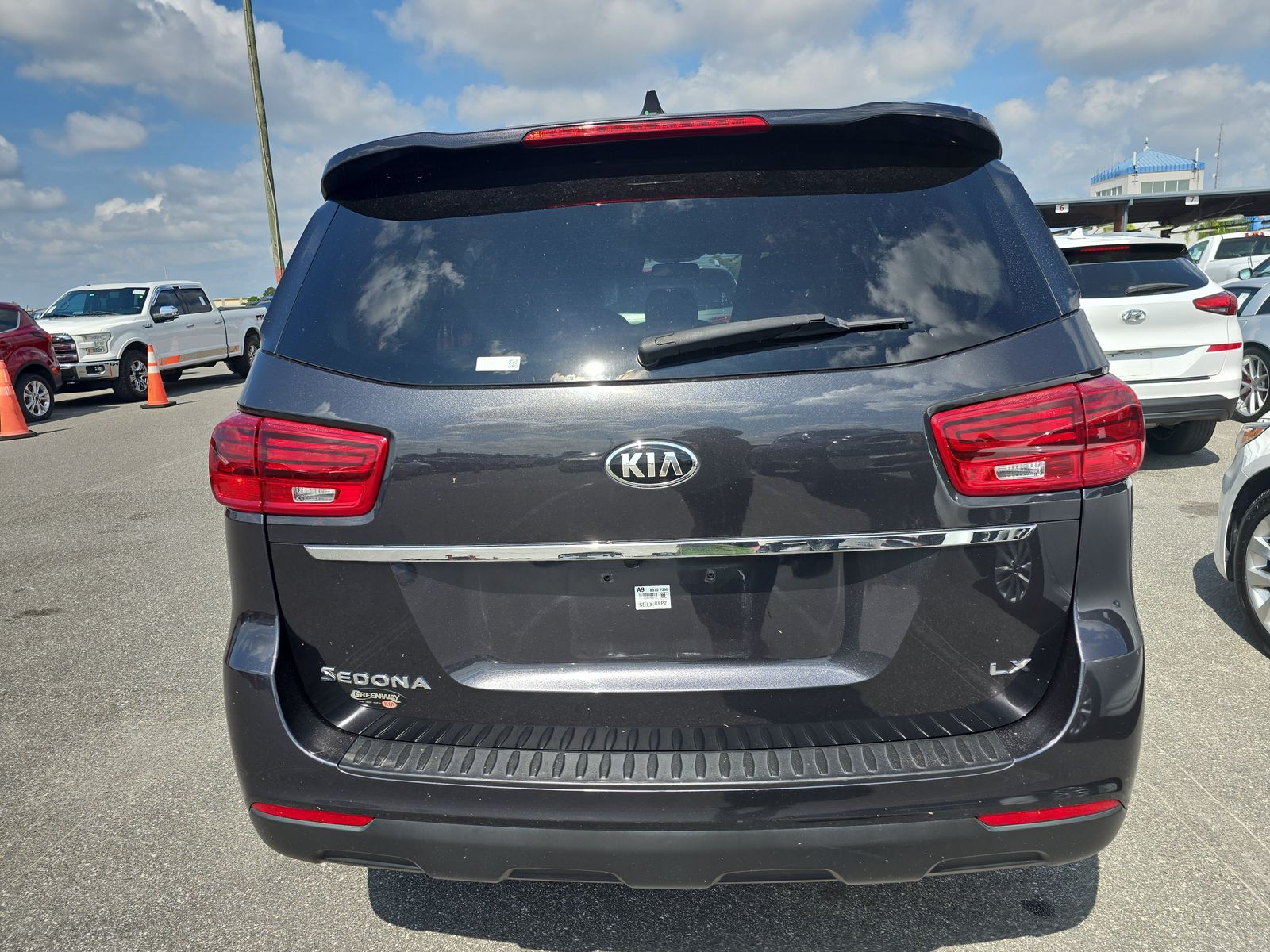 2021 Kia Sedona LX FWD