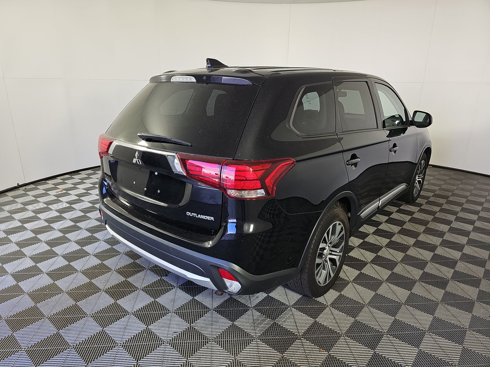 2017 Mitsubishi Outlander ES AWD