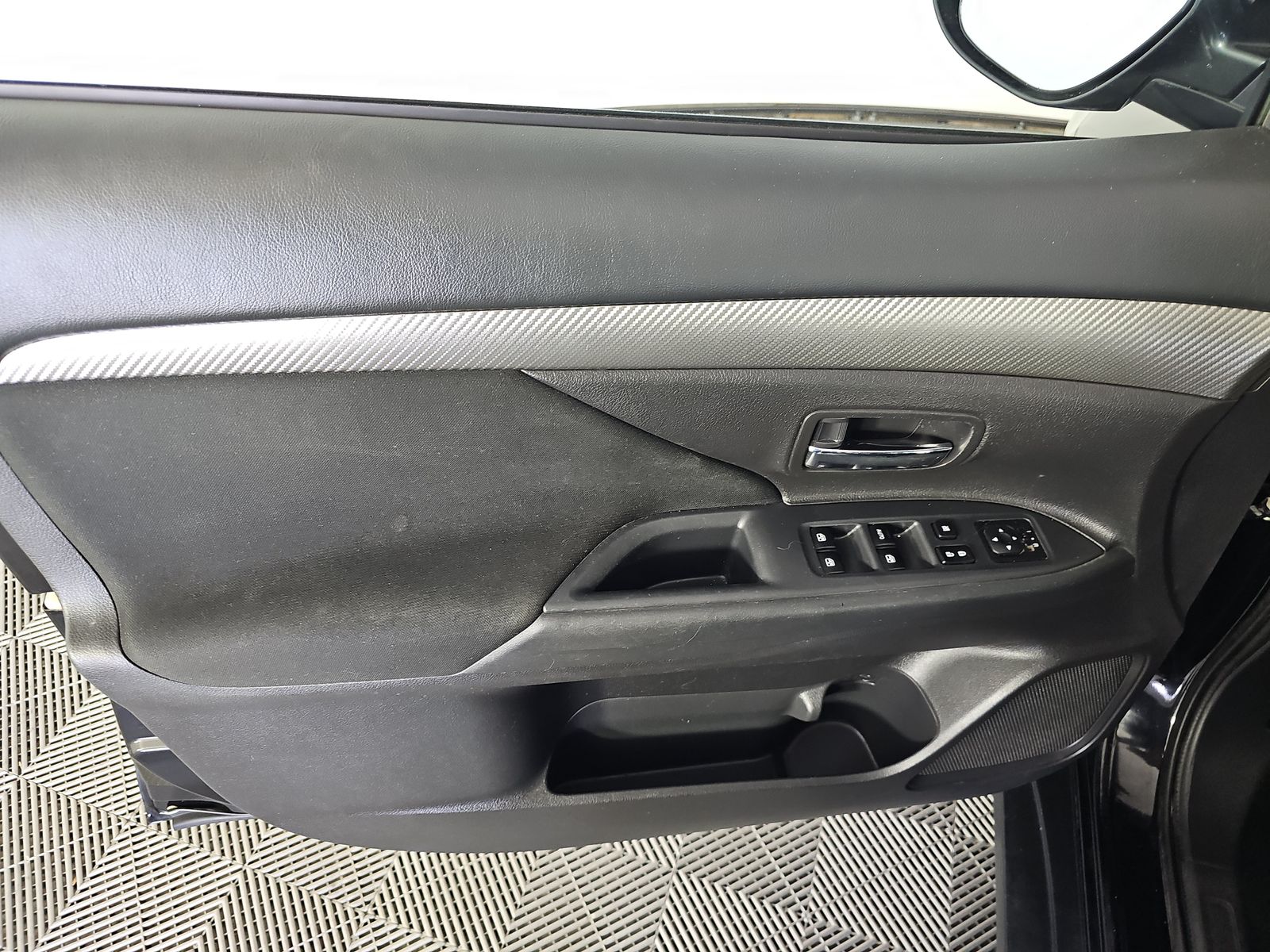 2017 Mitsubishi Outlander ES AWD