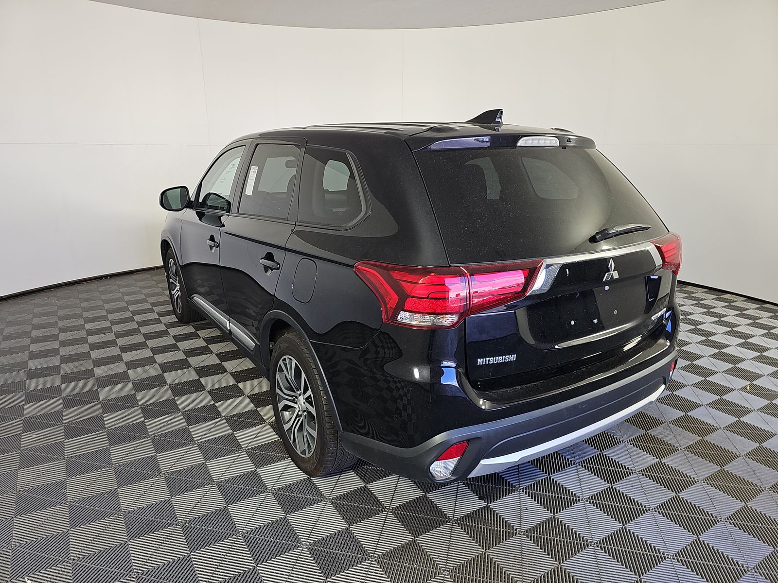 2017 Mitsubishi Outlander ES AWD
