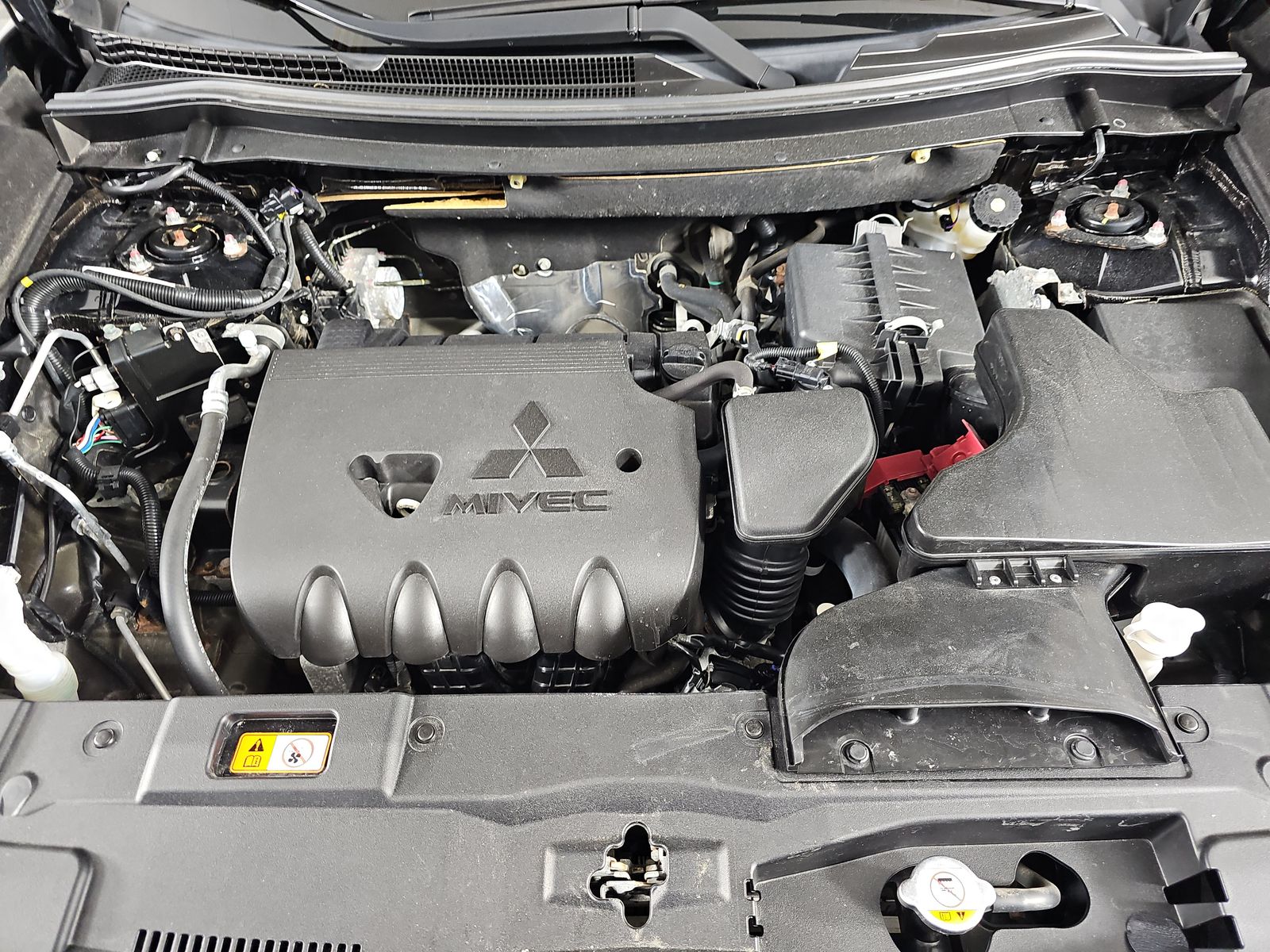 2017 Mitsubishi Outlander ES AWD
