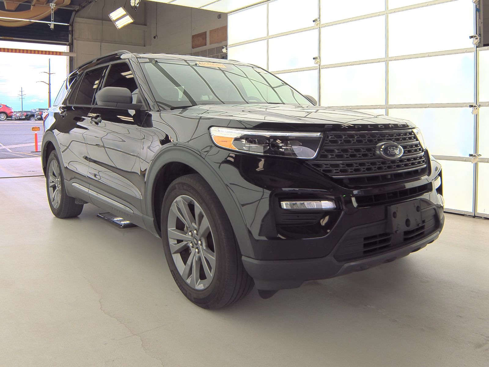2021 Ford Explorer XLT AWD