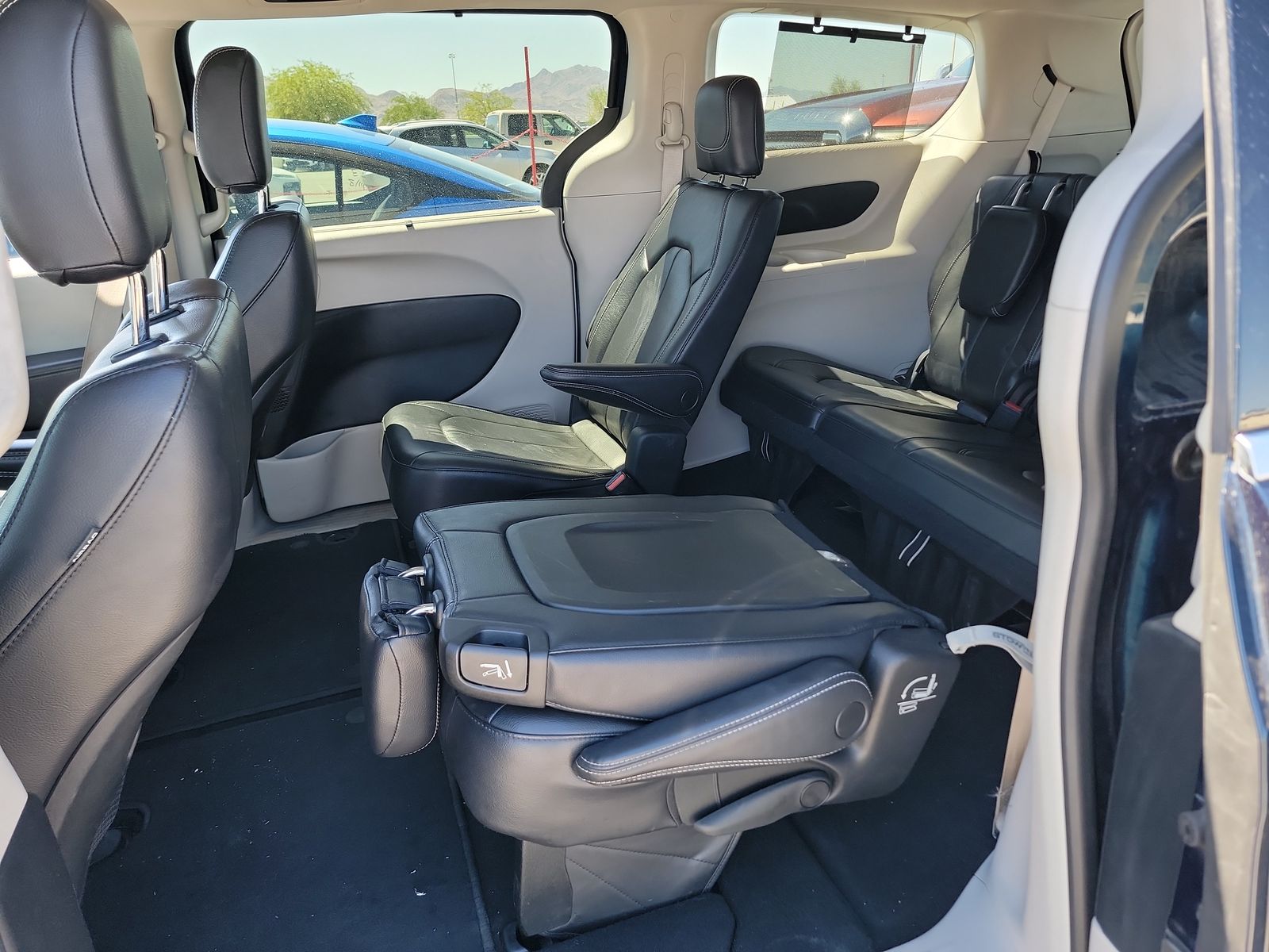 2022 Chrysler Pacifica Touring L FWD