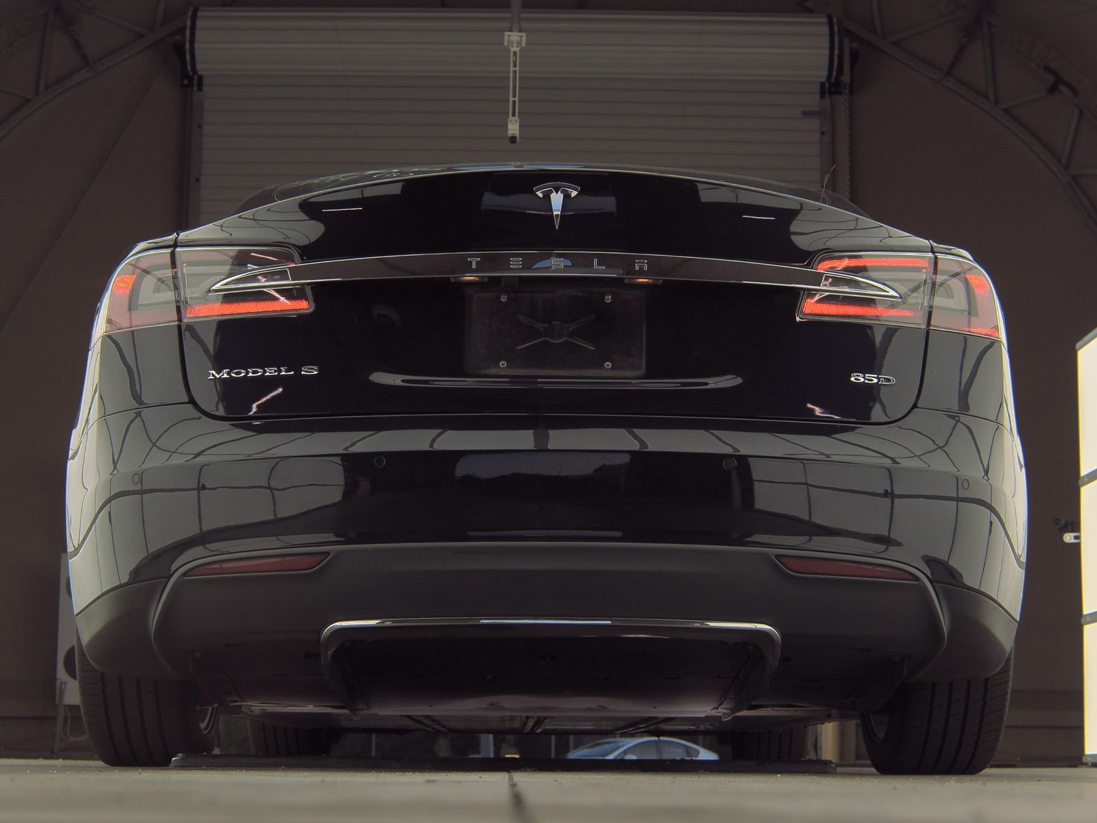 2015 Tesla Model S 85D AWD