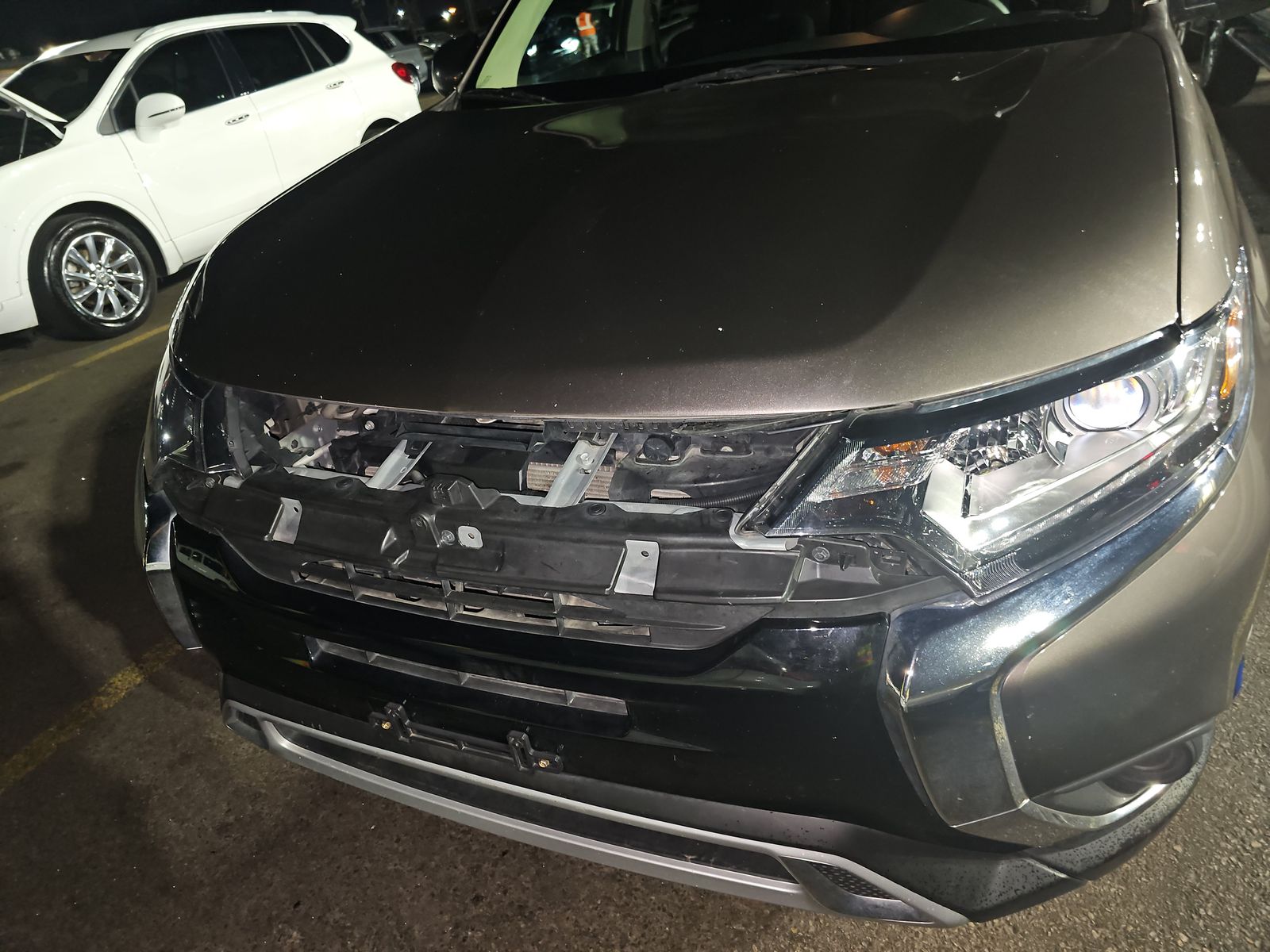 2020 Mitsubishi Outlander ES FWD