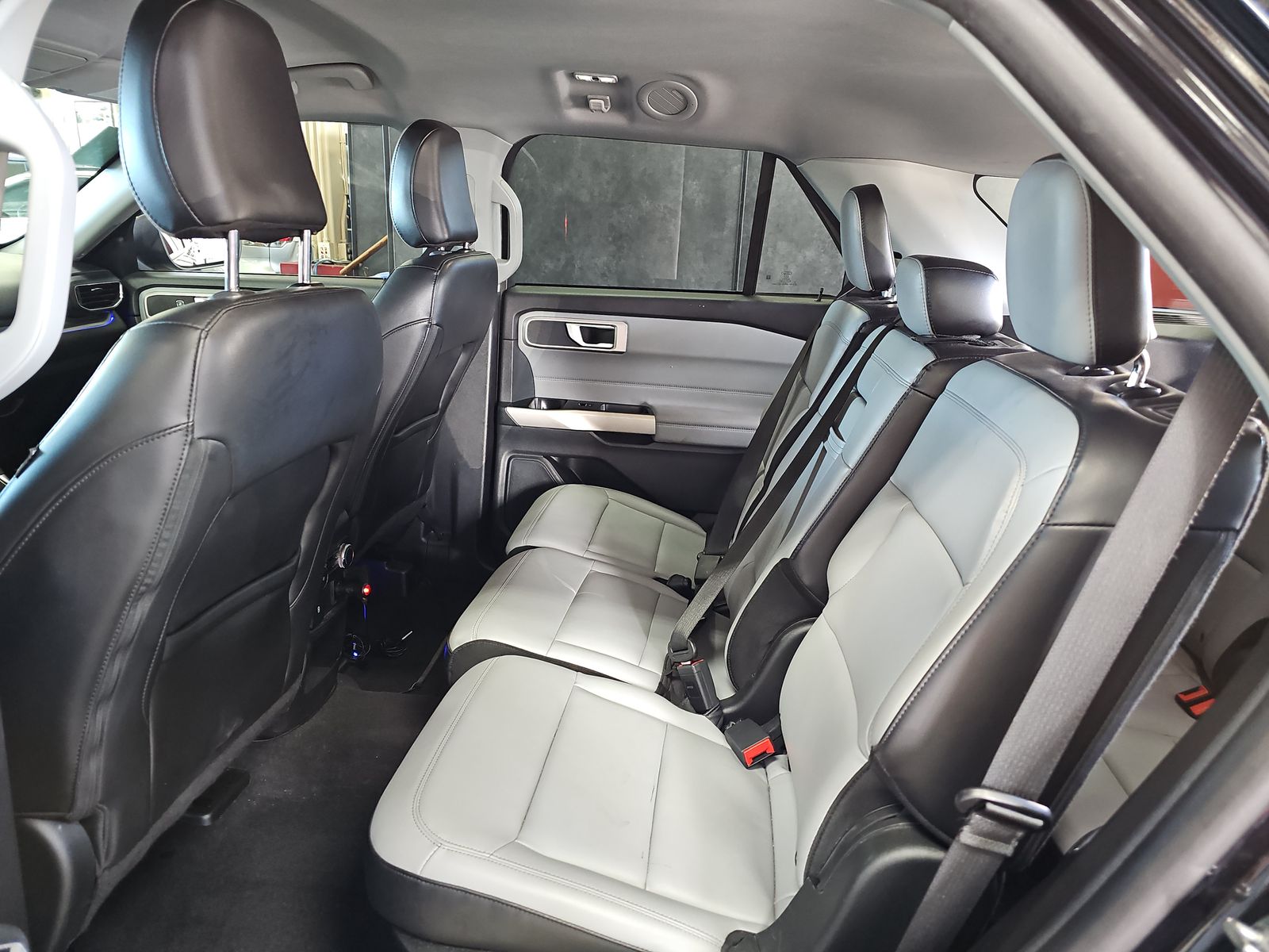 2021 Ford Explorer XLT AWD