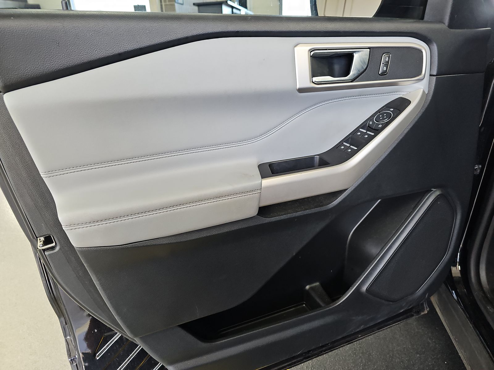 2021 Ford Explorer XLT AWD