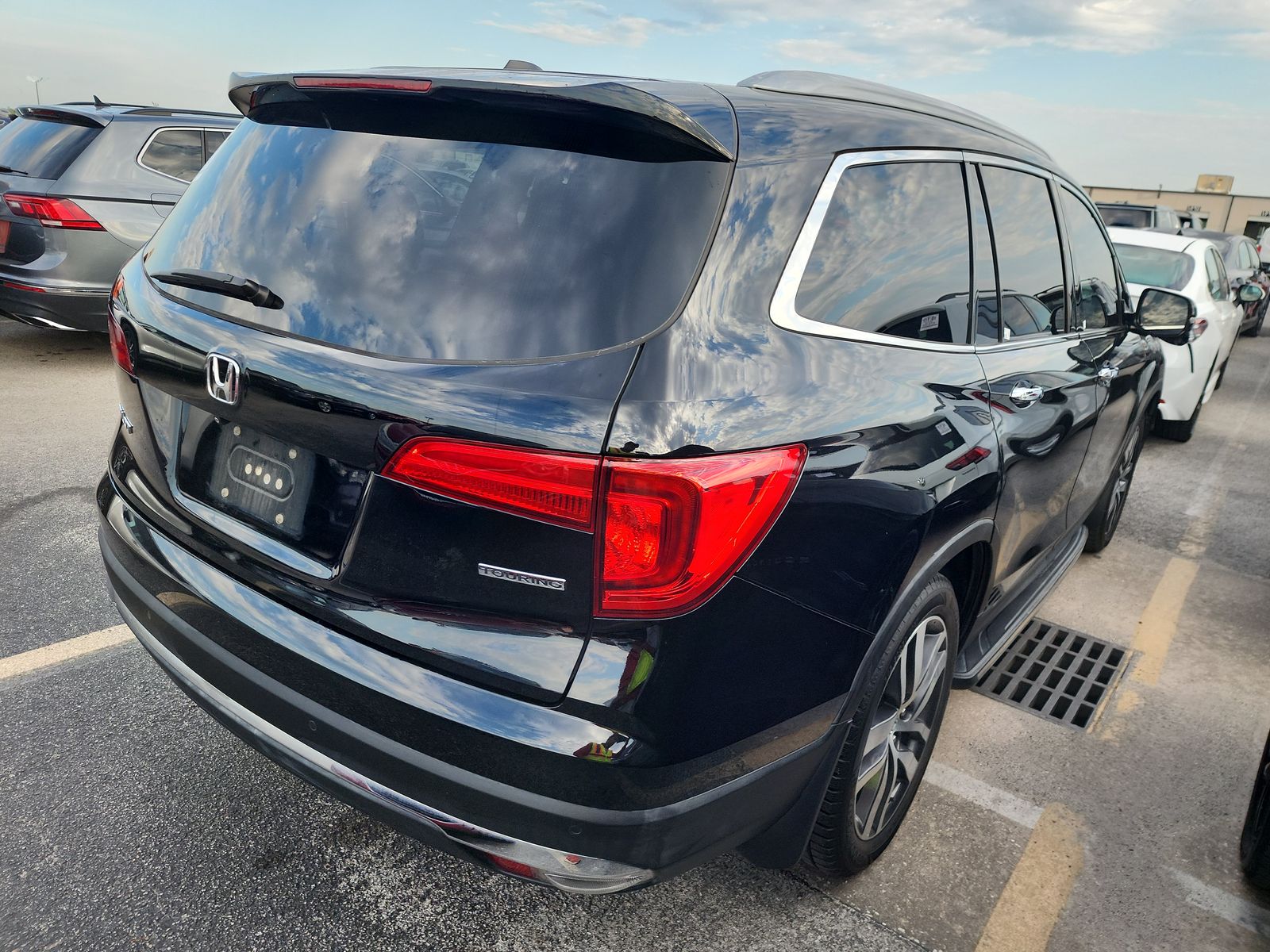 2016 Honda Pilot Touring FWD