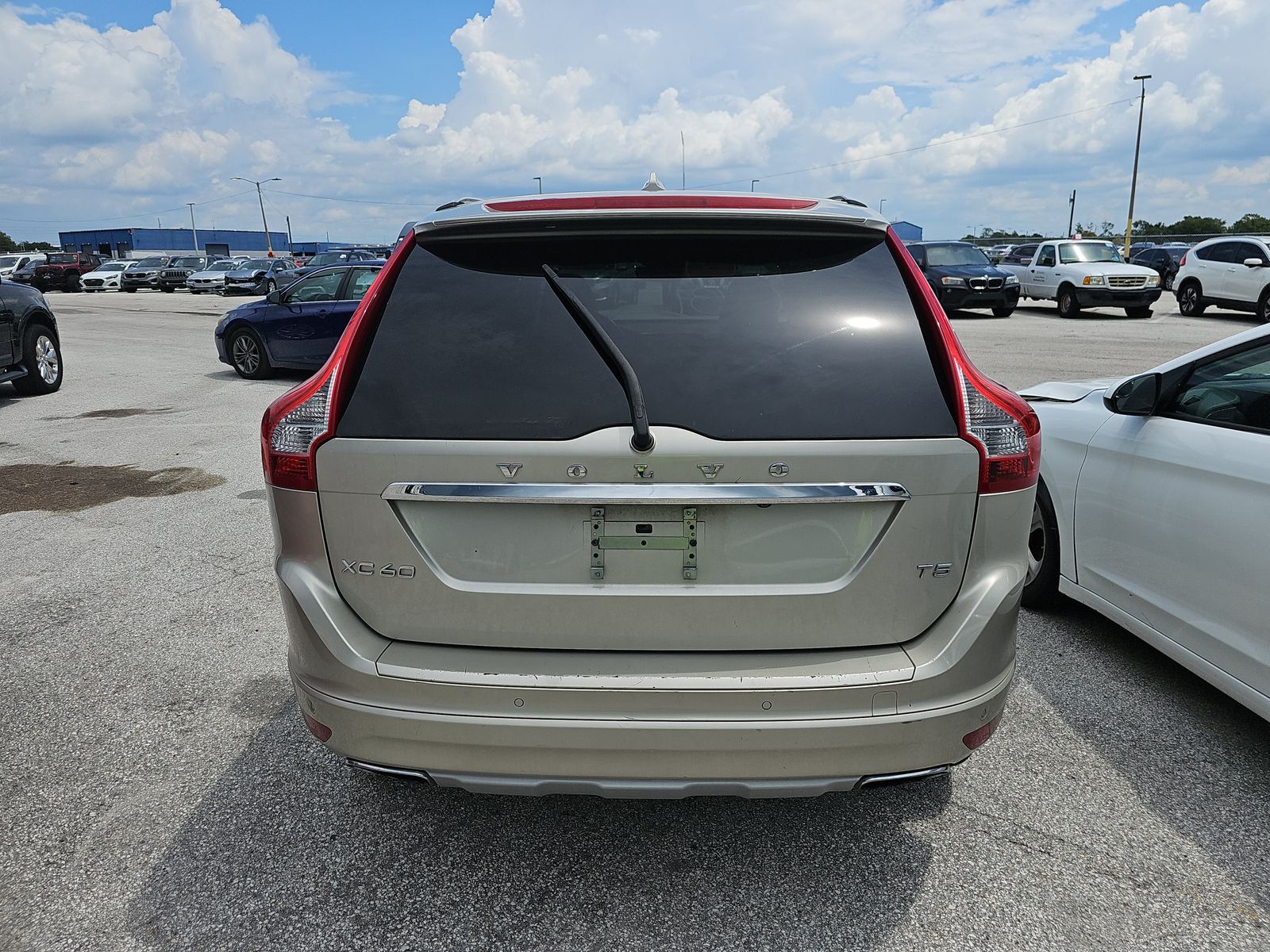 2017 Volvo XC60 T5 Inscription FWD